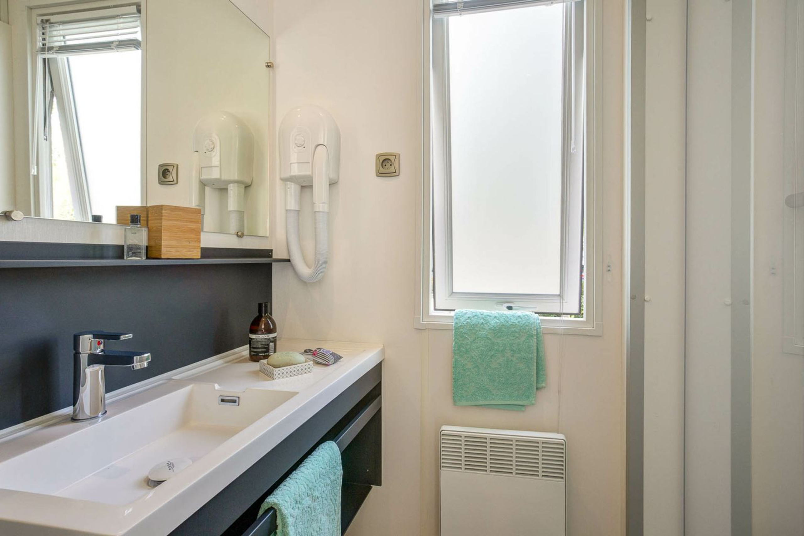 Cottage 4p 2Bdrms AirCon ****