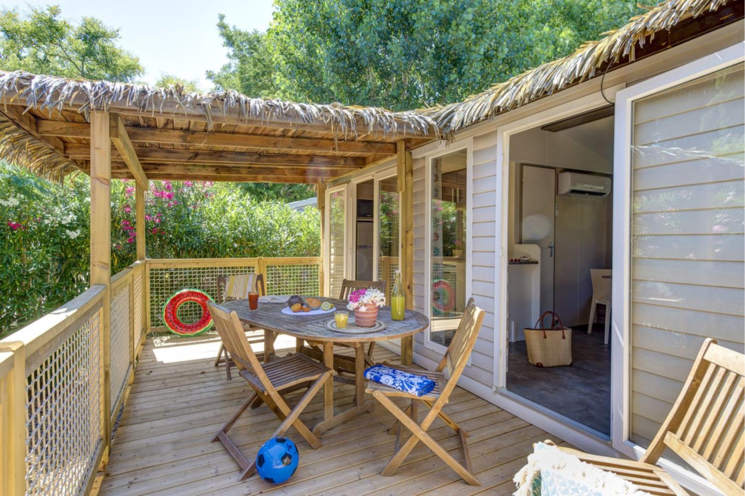 Cottage Tropical 6p 3Bdrms AirCon ****