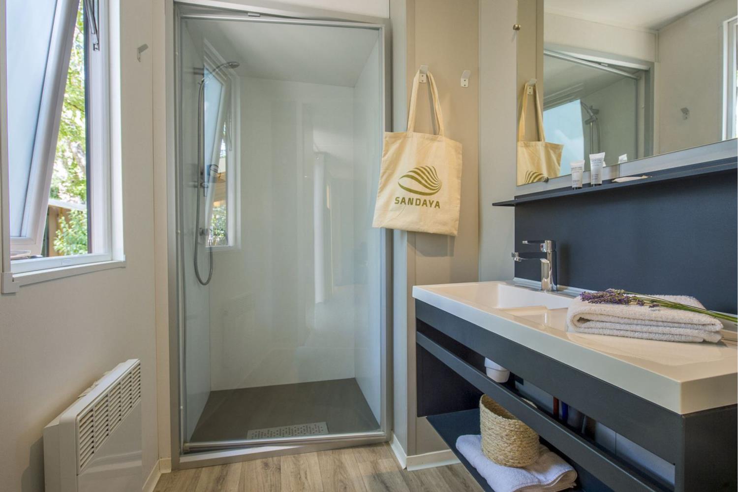 Cottage 4p 2Bdrms AirCon ****