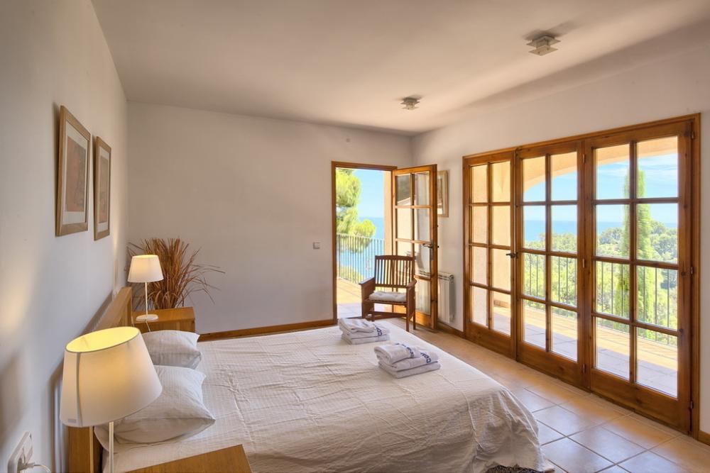 B-135 Villa France - Image 15