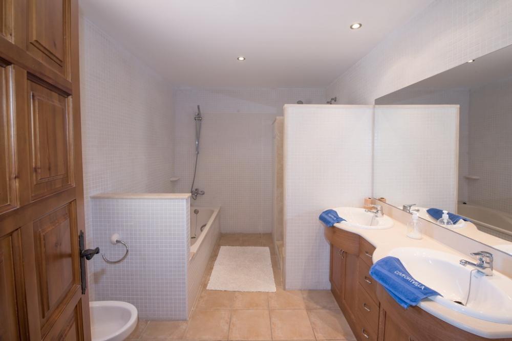 B-135 Villa France - Image 17