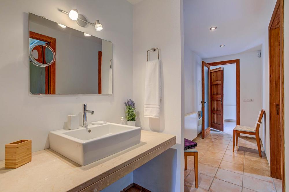 Villa Es Comella - Image 17