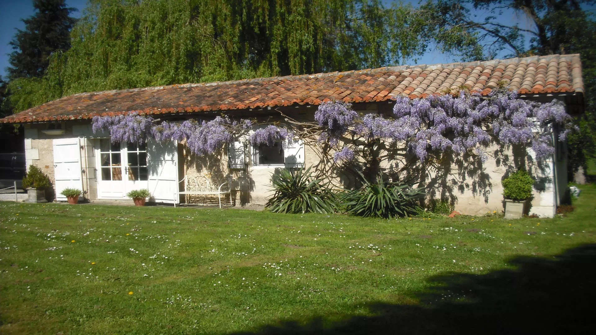 Chez Fert Country Cottage