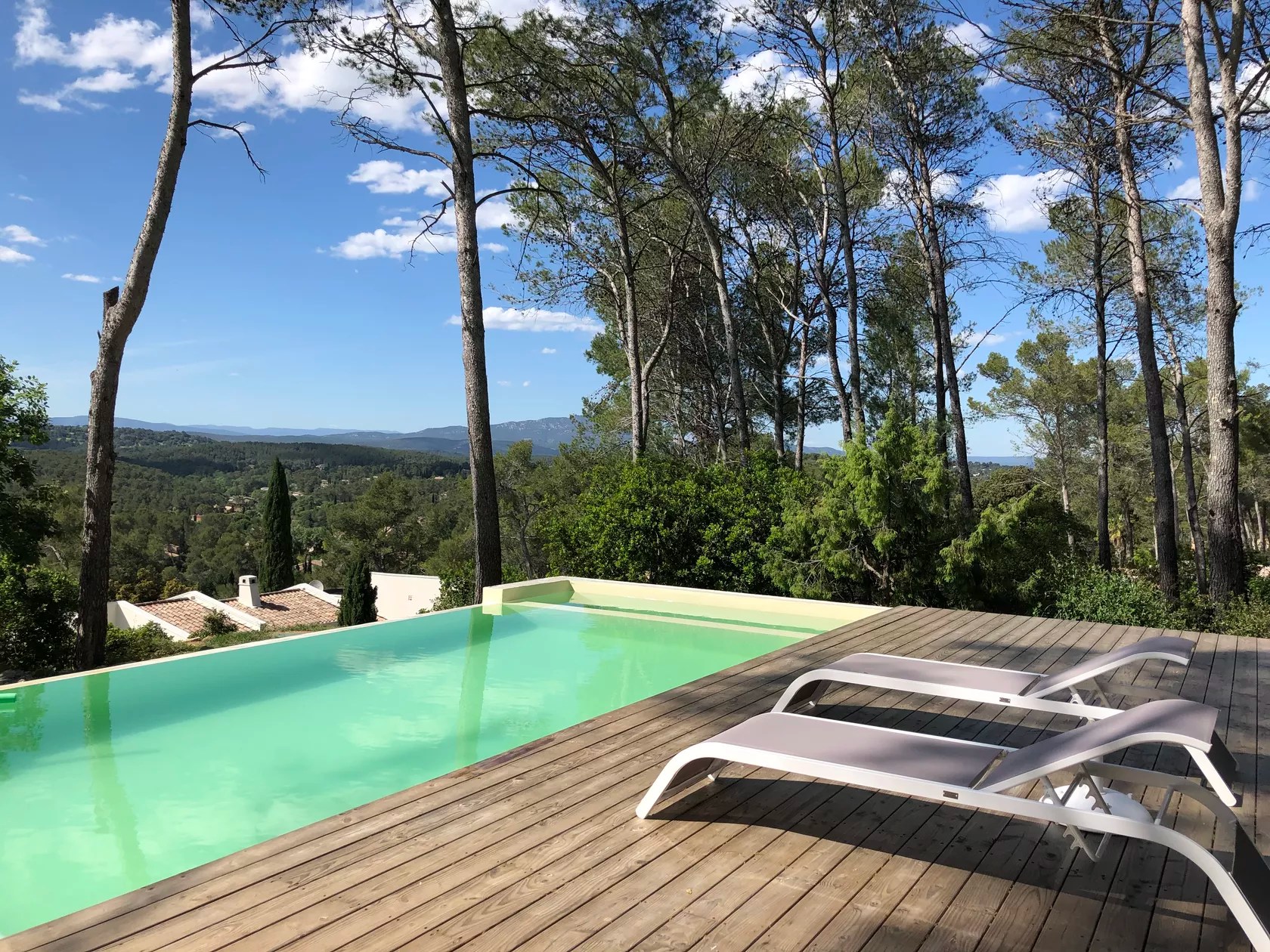 Charming house with pool and panoramic view for 1-2 families