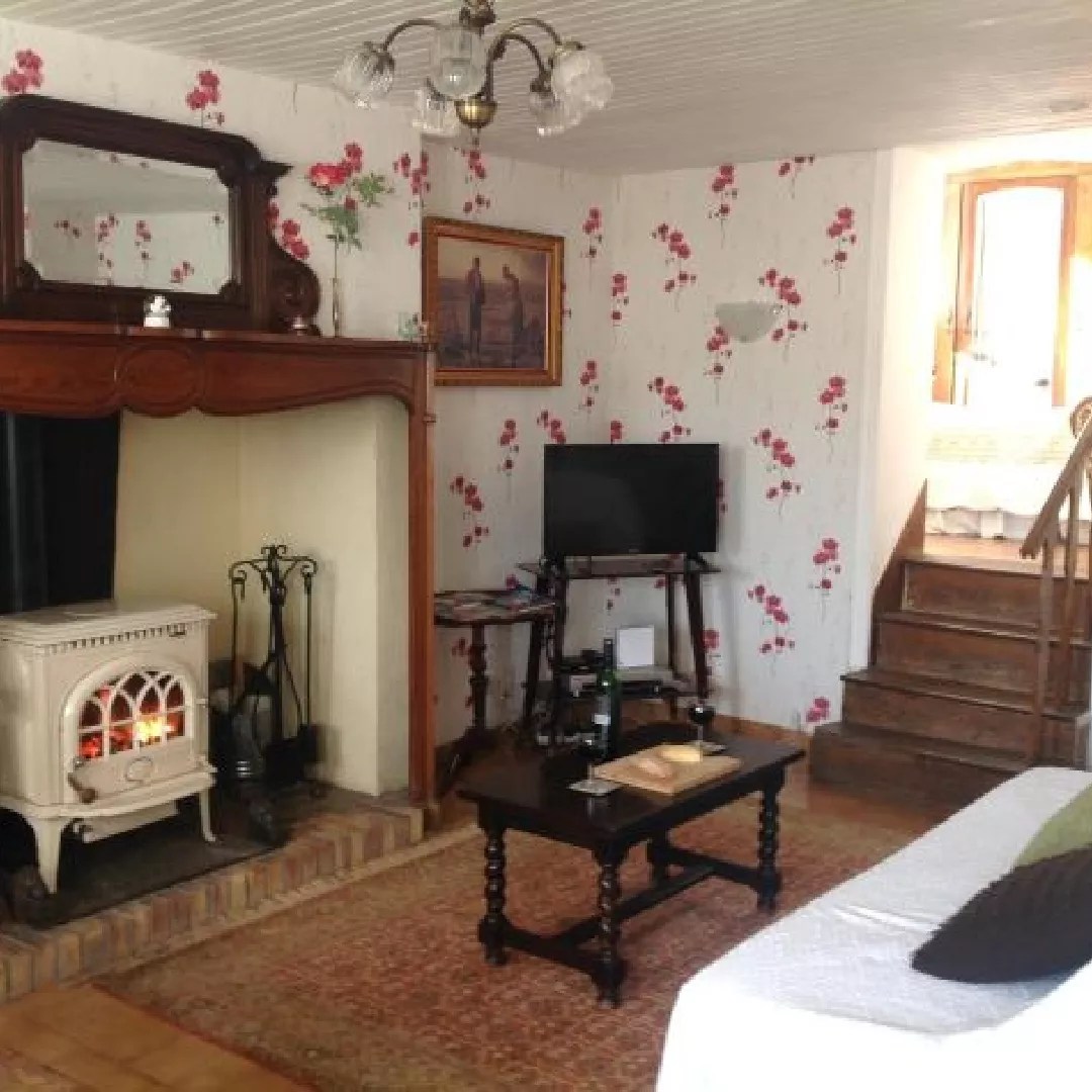 Les Gites Fleuris - La Petite Rose House