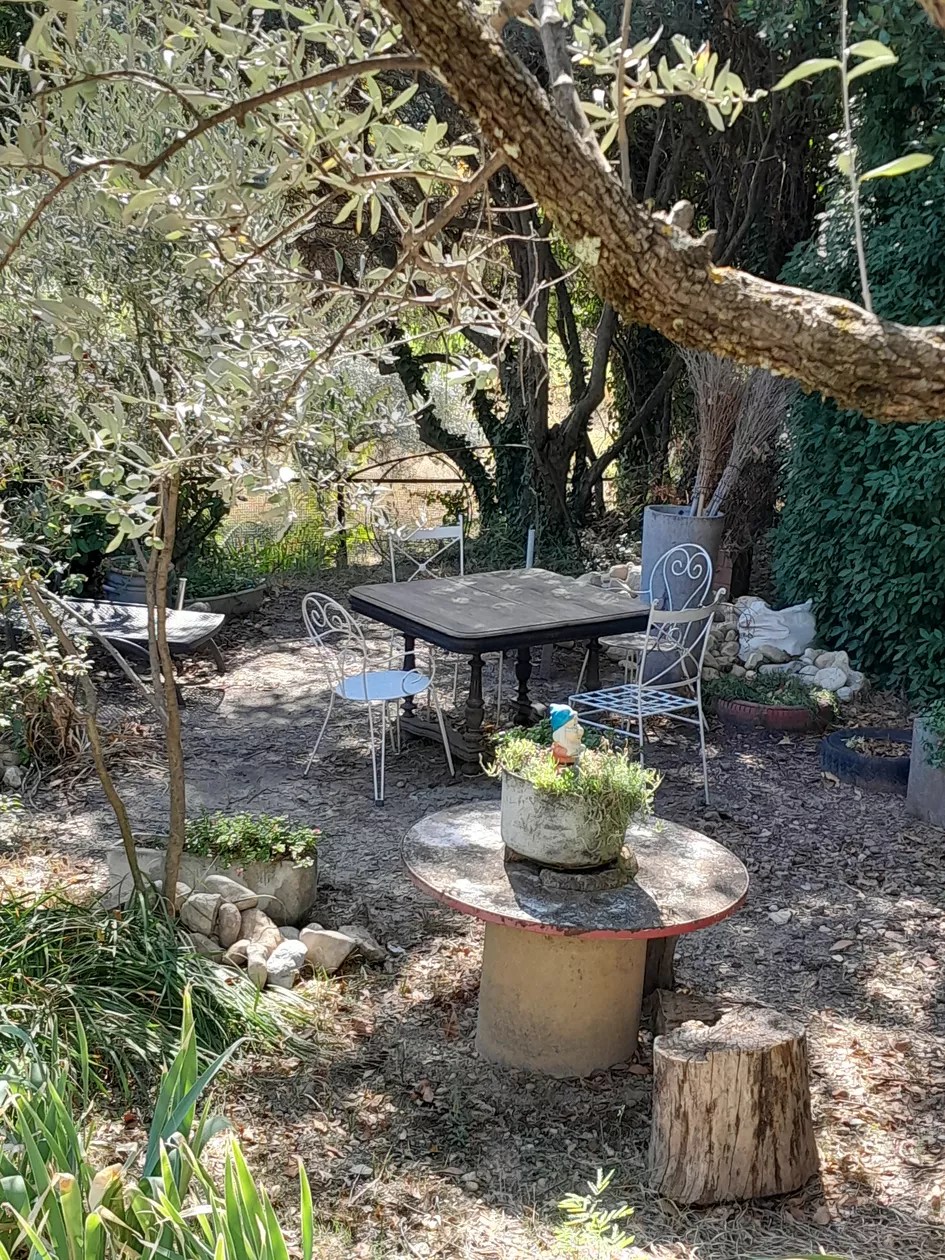 Les Lunettes Rasteau - Gîte Mirabel