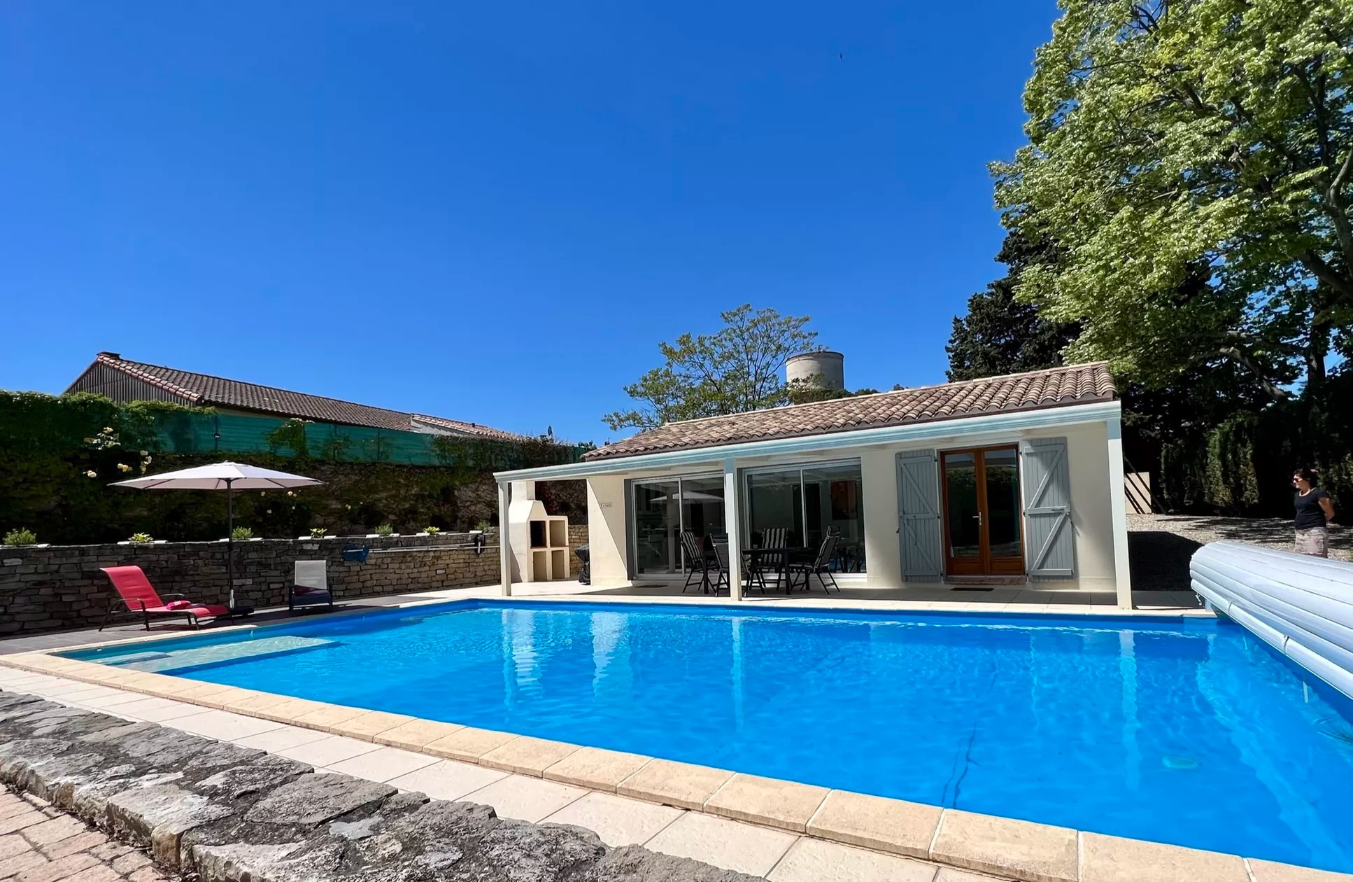 Les Petites Ecuries - Tango