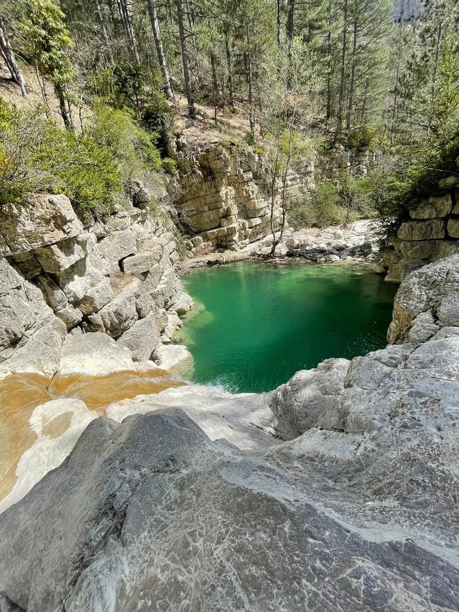 Luxe appartement met zwembad aan de Mont-Ventoux in Montbrun-les-Bains