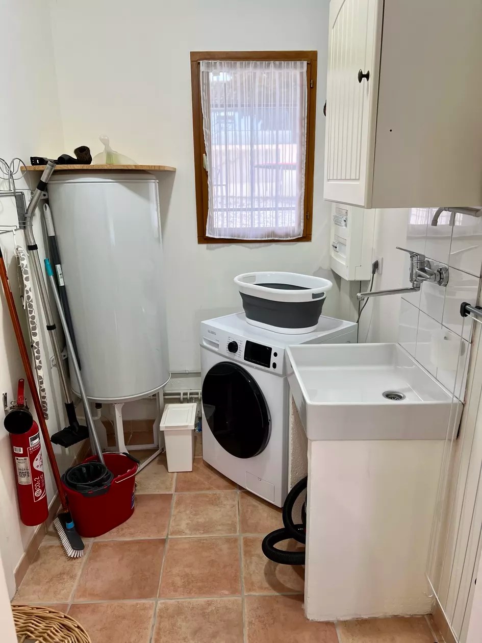 Les Petites Ecuries - Tango