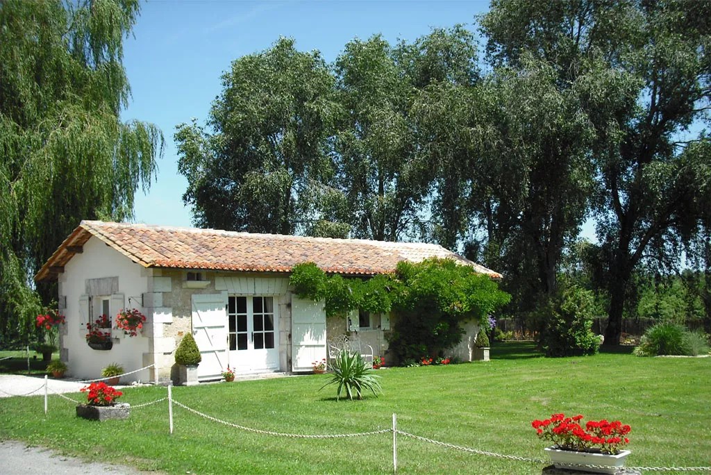 Chez Fert Country Cottage