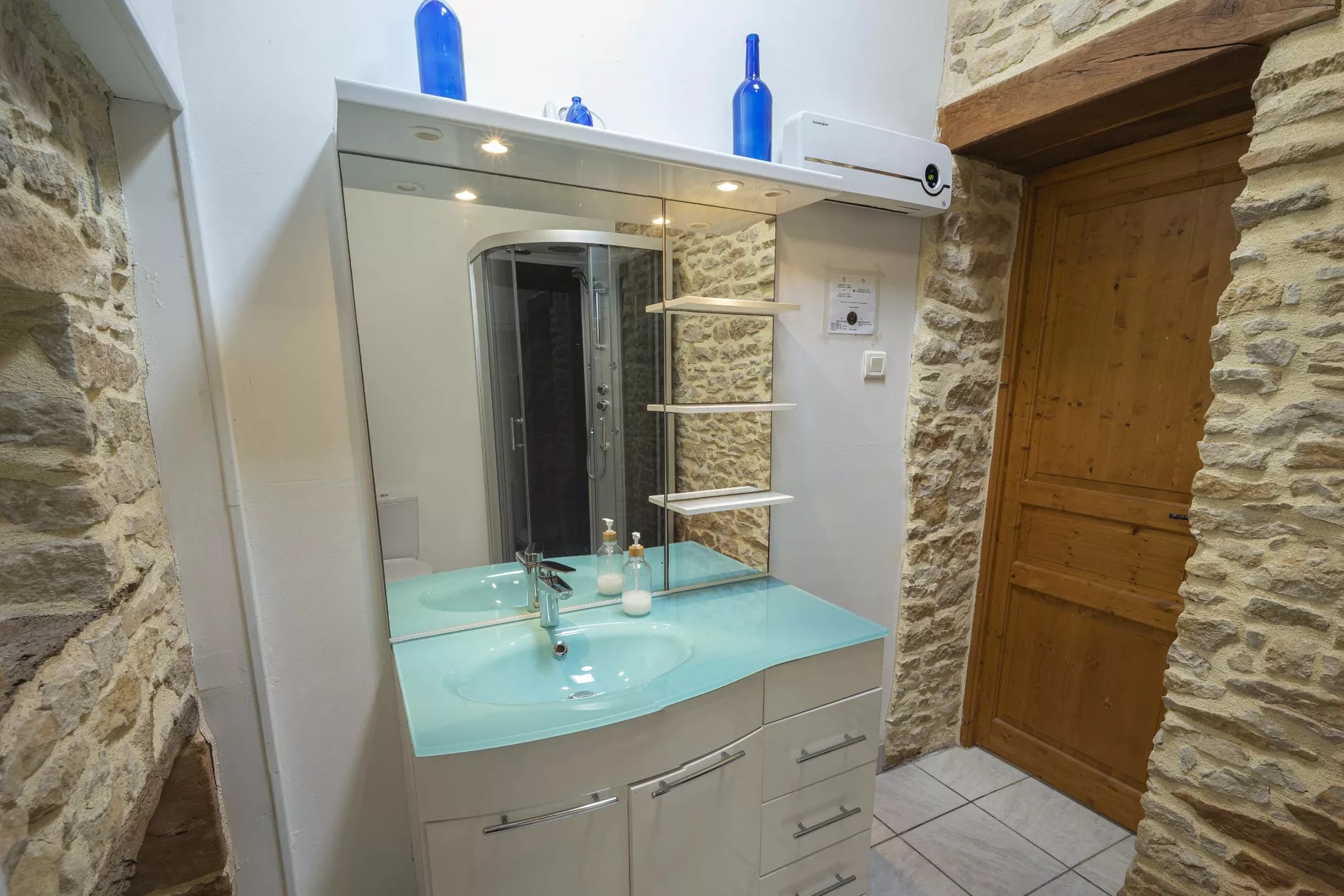 Les gites de La Croix Liaud - Agapanthes - Gîte 2 personnes en mode studio