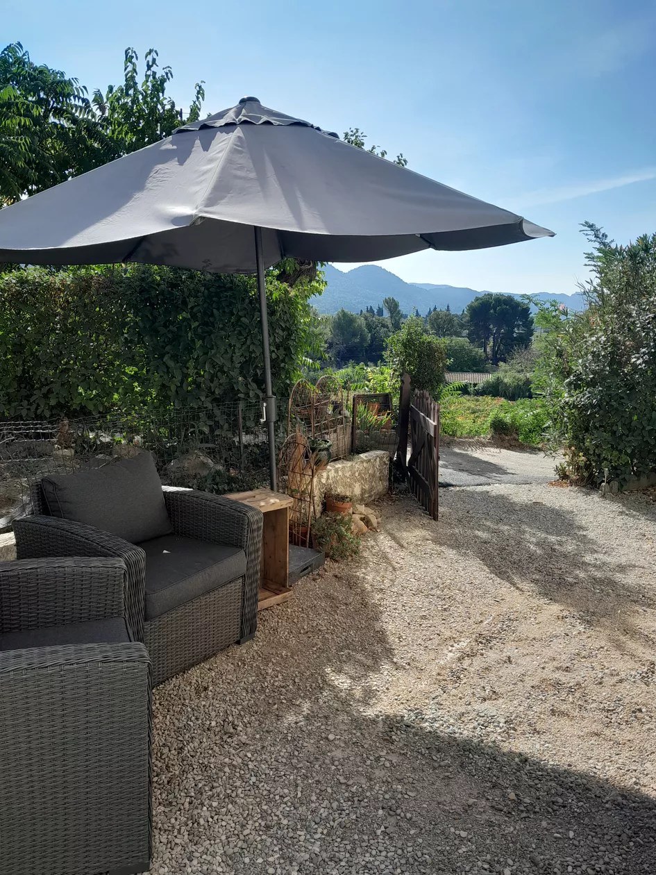 Les Lunettes Rasteau - Gîte Romain