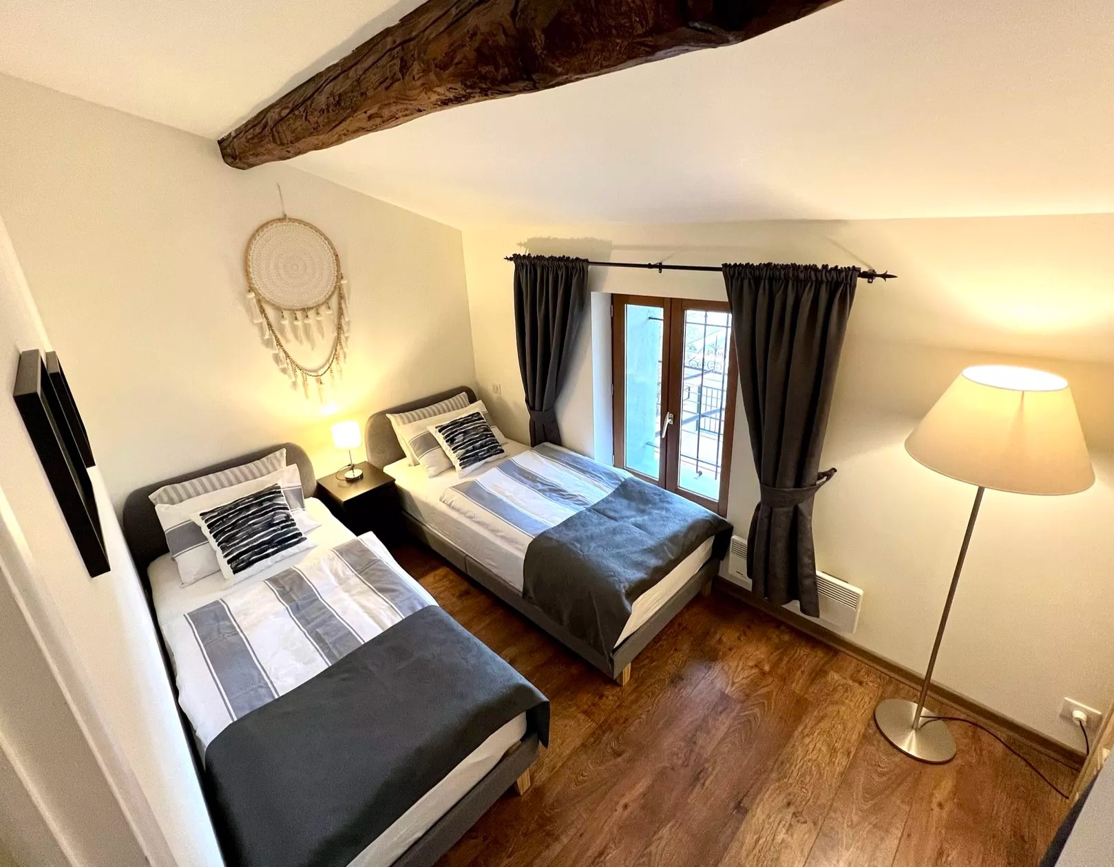 Les Petites Ecuries - Ponpon