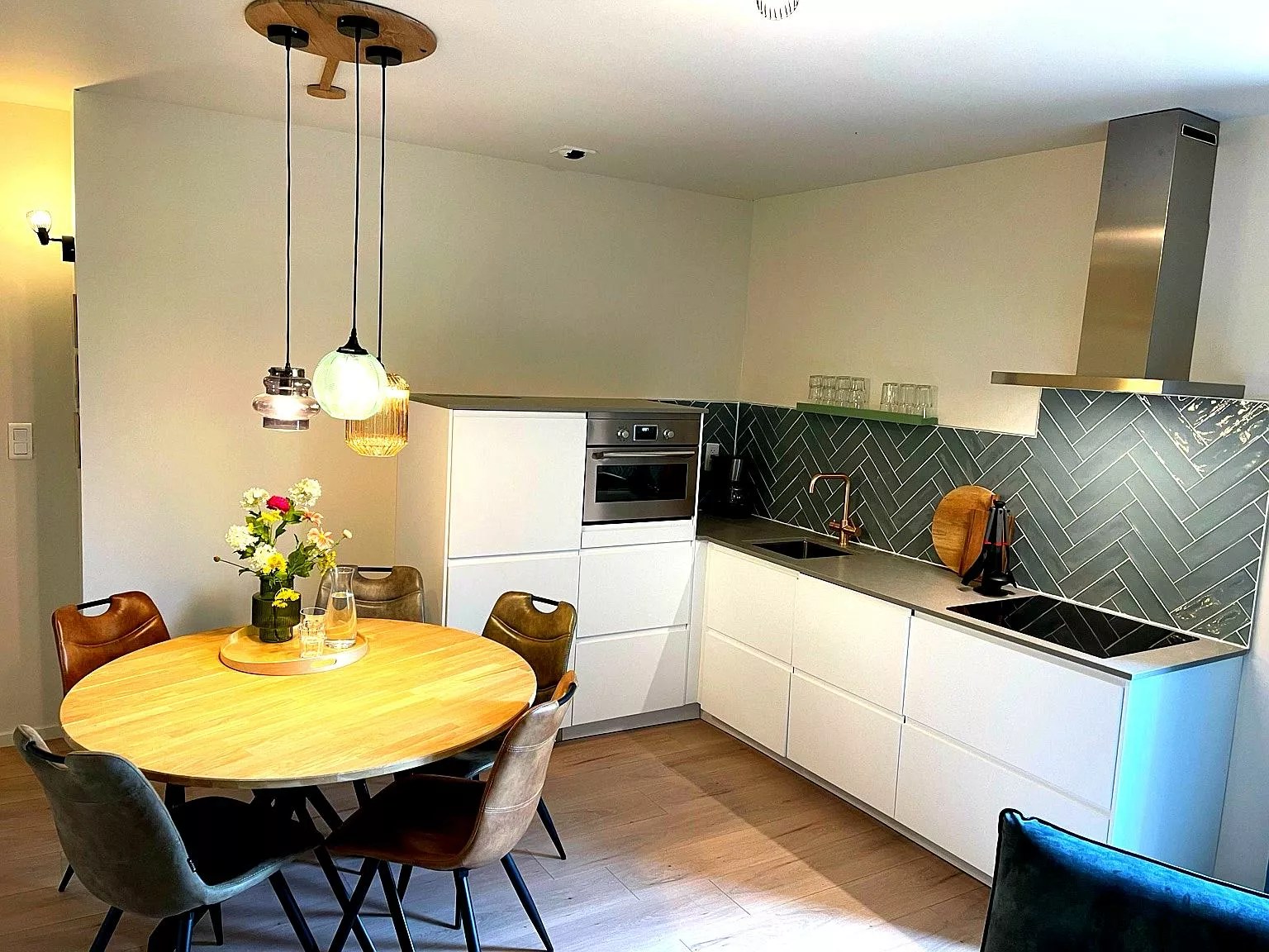 Luxe appartement met zwembad aan de Mont-Ventoux in Montbrun-les-Bains