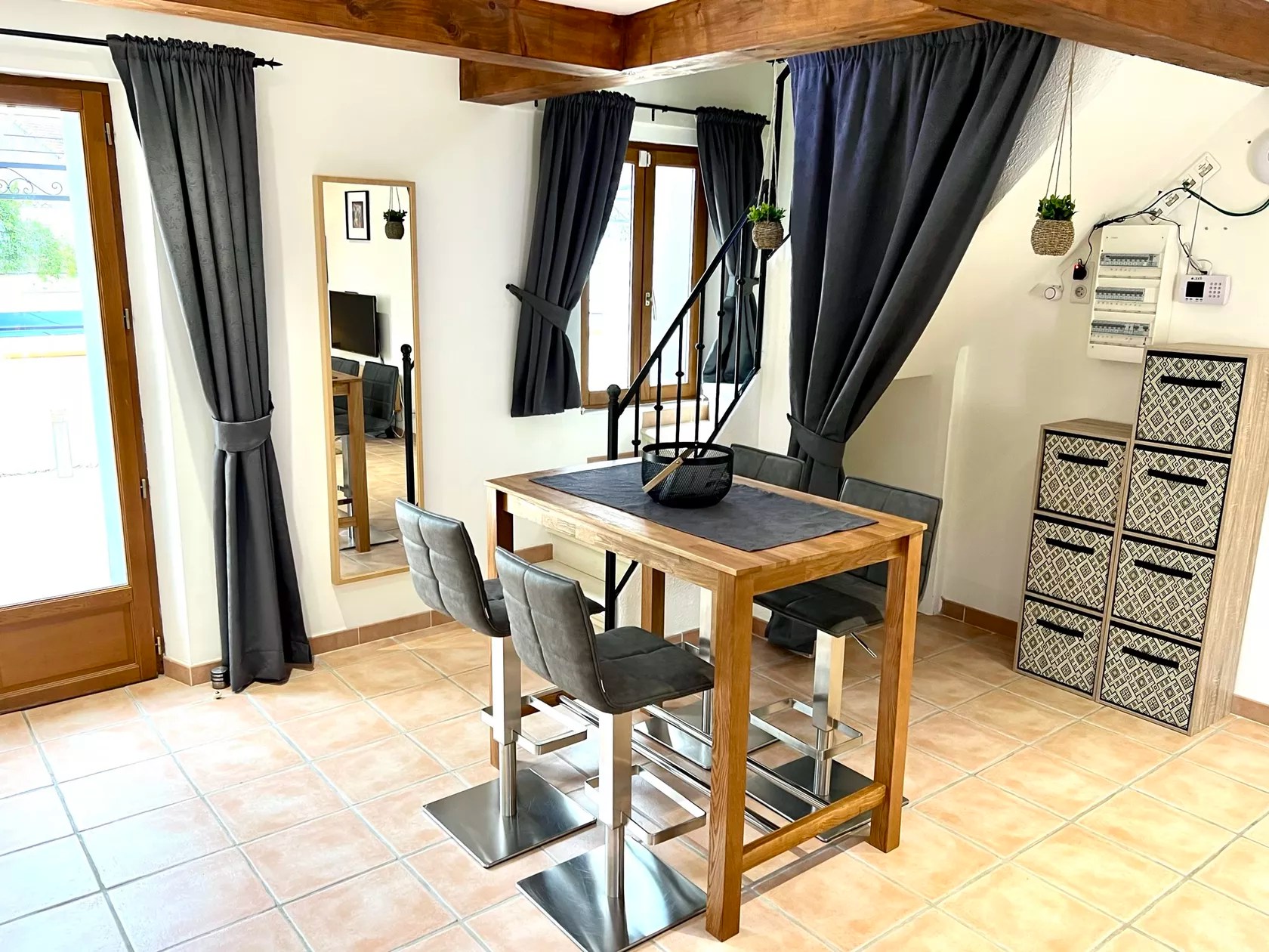 Les Petites Ecuries - Ponpon