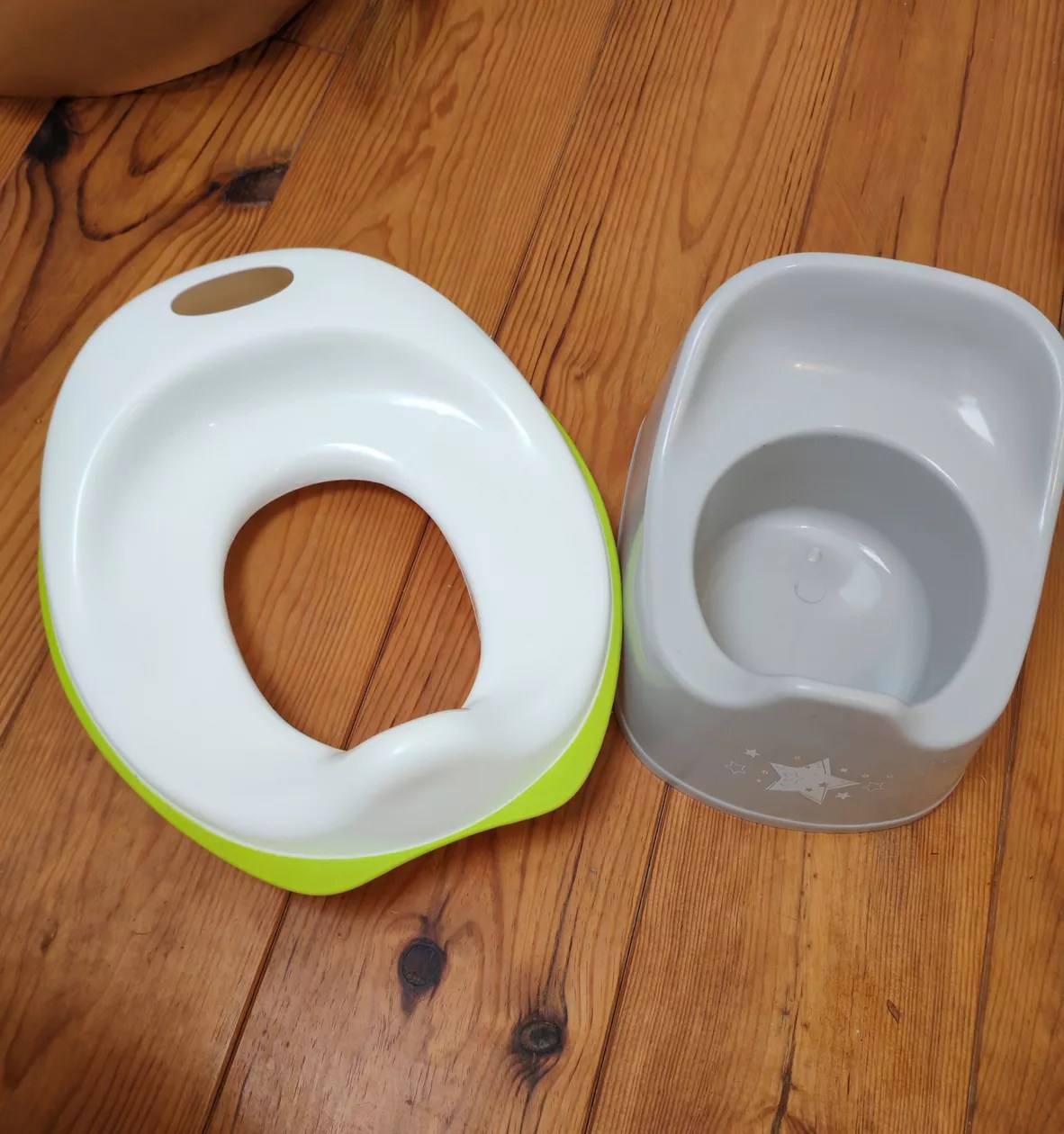 Gites Les Ty Bigoudenes : cottage rose