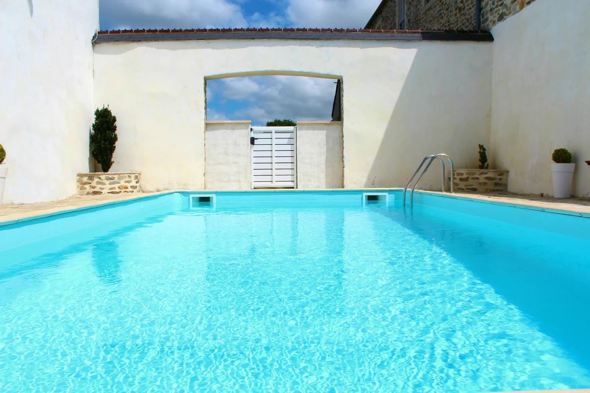 Les Chardonnerets at Le Pont D'Albart