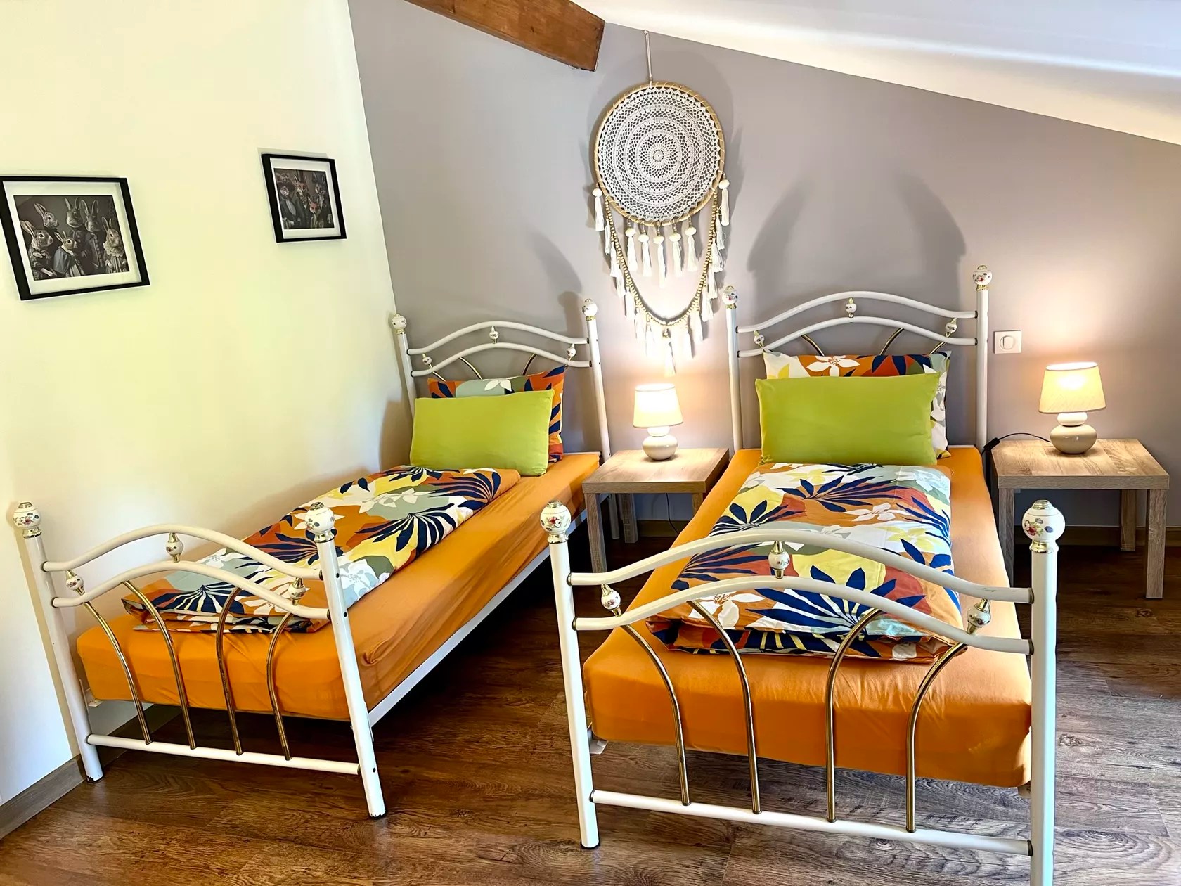 Les Petites Ecuries - Bijou