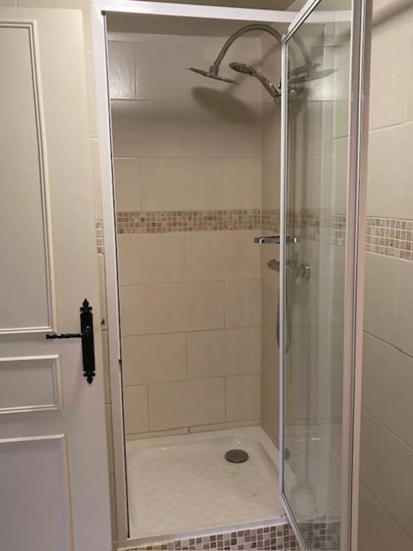 Les Crocus - Le Studio