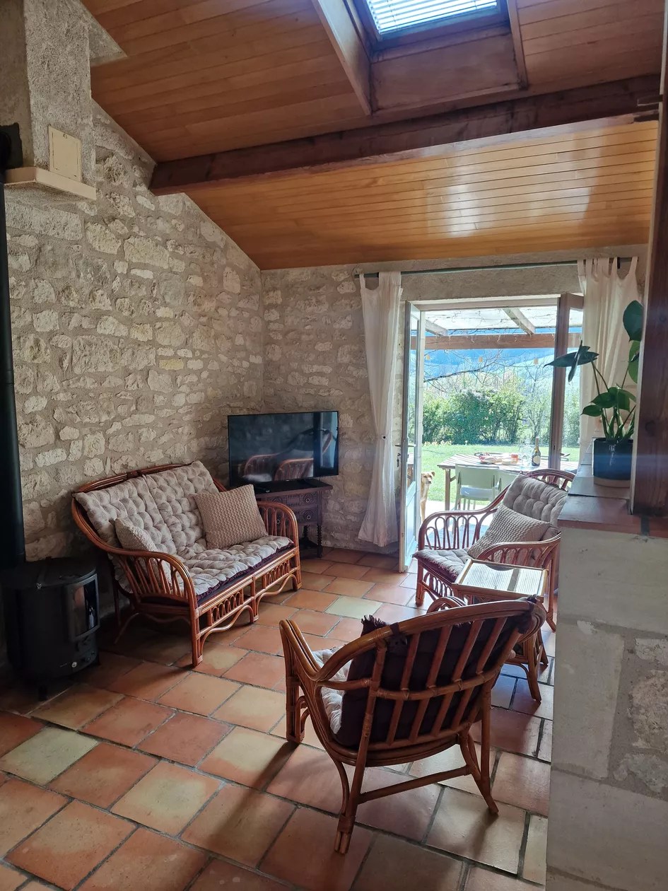 Cozy gite close to Montcuq