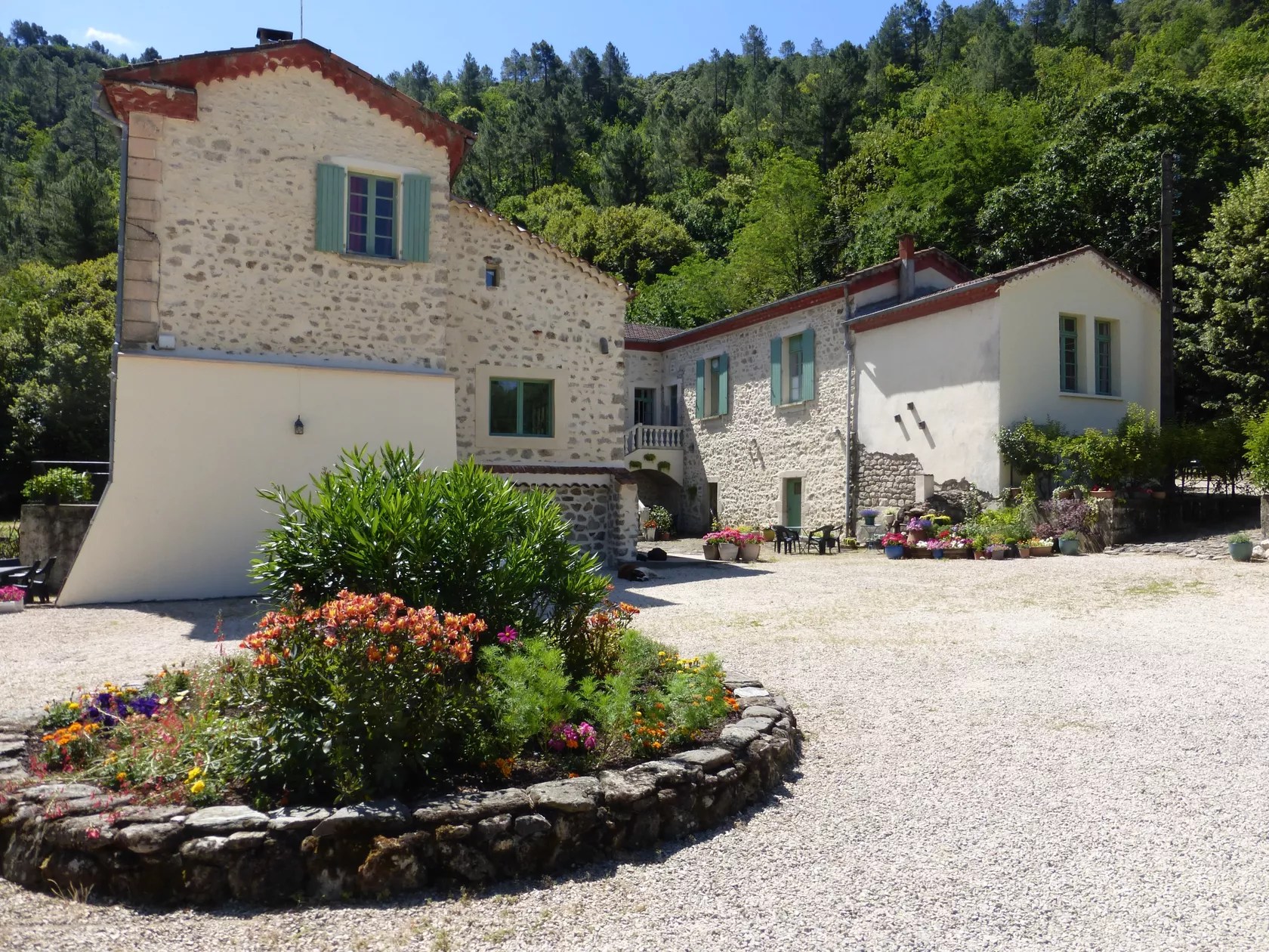 Chateau du Fraissinet - Les Châtaigniers