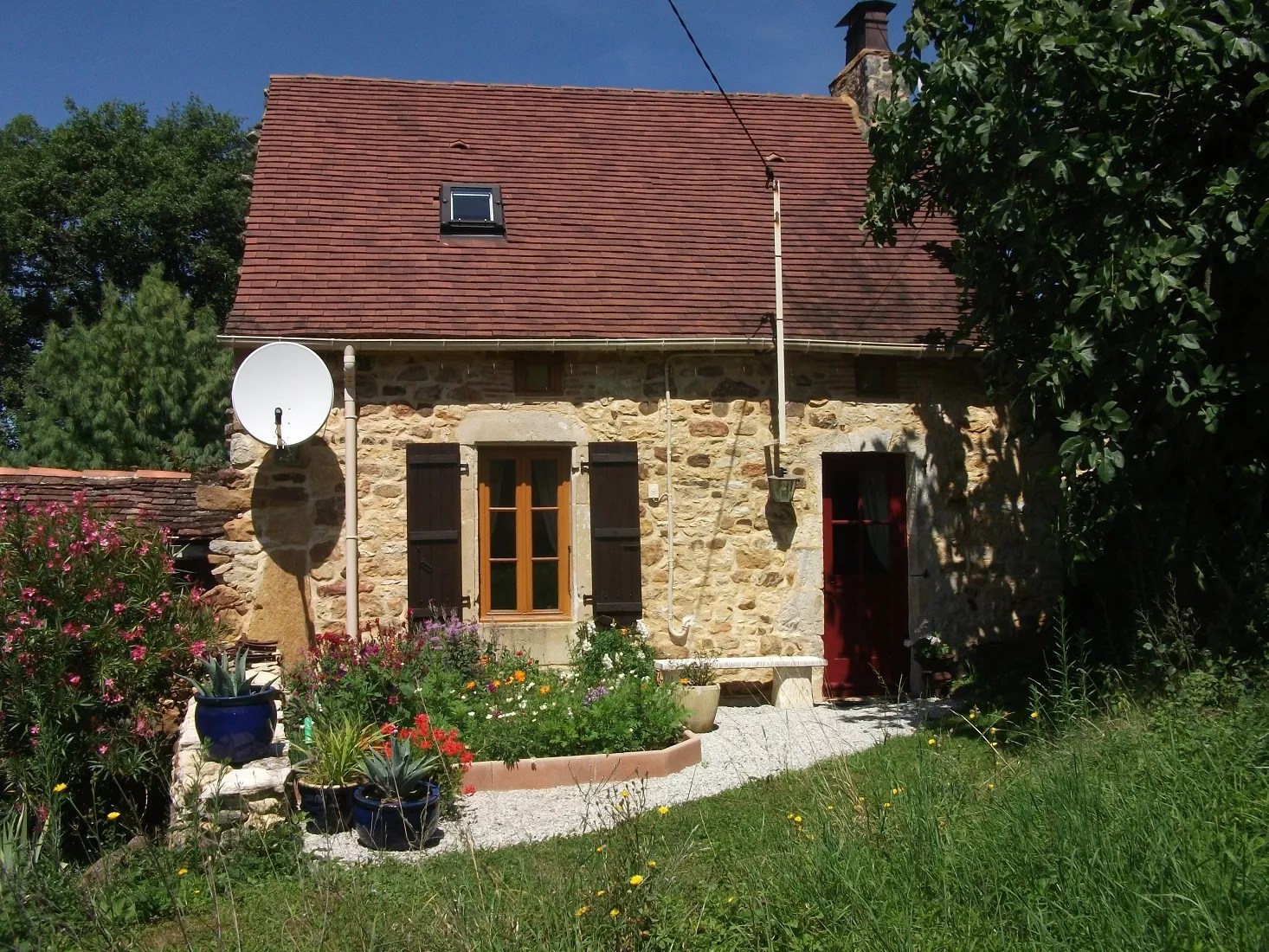 Chez Rose - Authentiek gîte-duo: ruim hoofdverblijf en charmante cottage