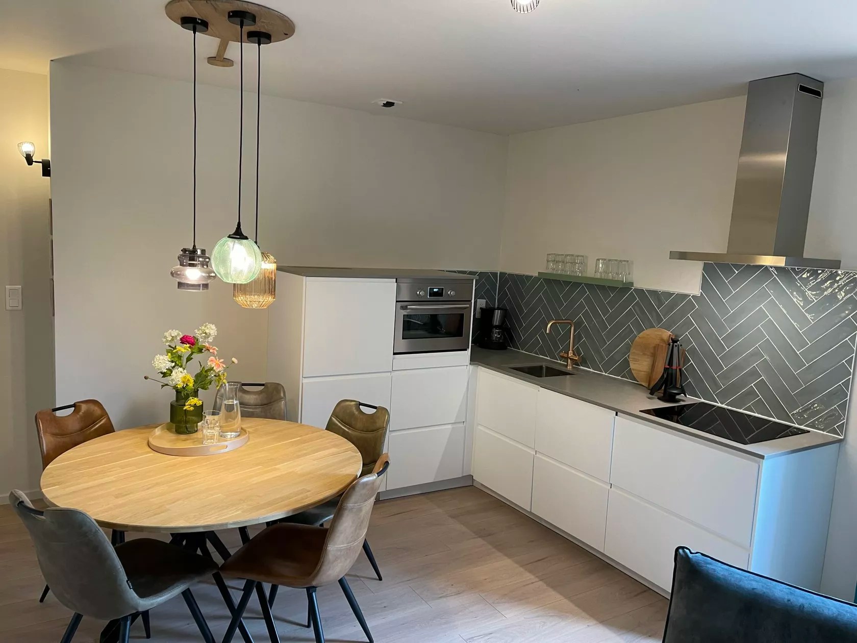 Luxe appartement met zwembad aan de Mont-Ventoux in Montbrun-les-Bains