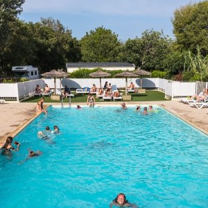 Camping Le Val de Cesse Camping Le Val de Cesse