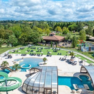 Camping Le Lac de Thoux Camping Le Lac de Thoux