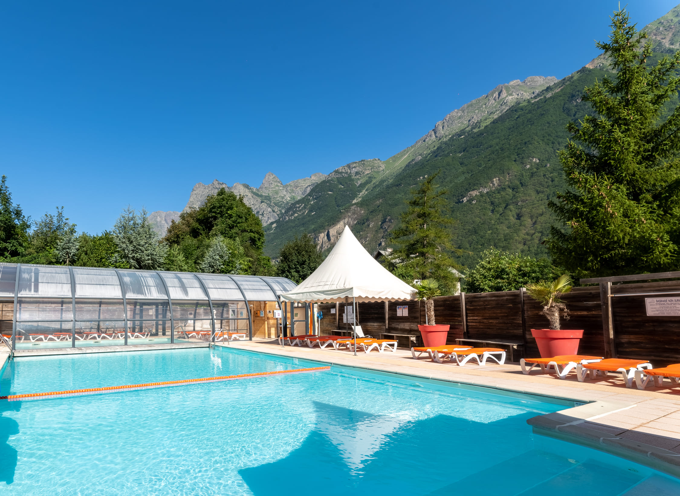 Camping Château de Rochetaillée