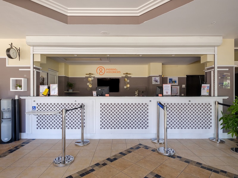 Cannes Mandelieu S2pers Sel