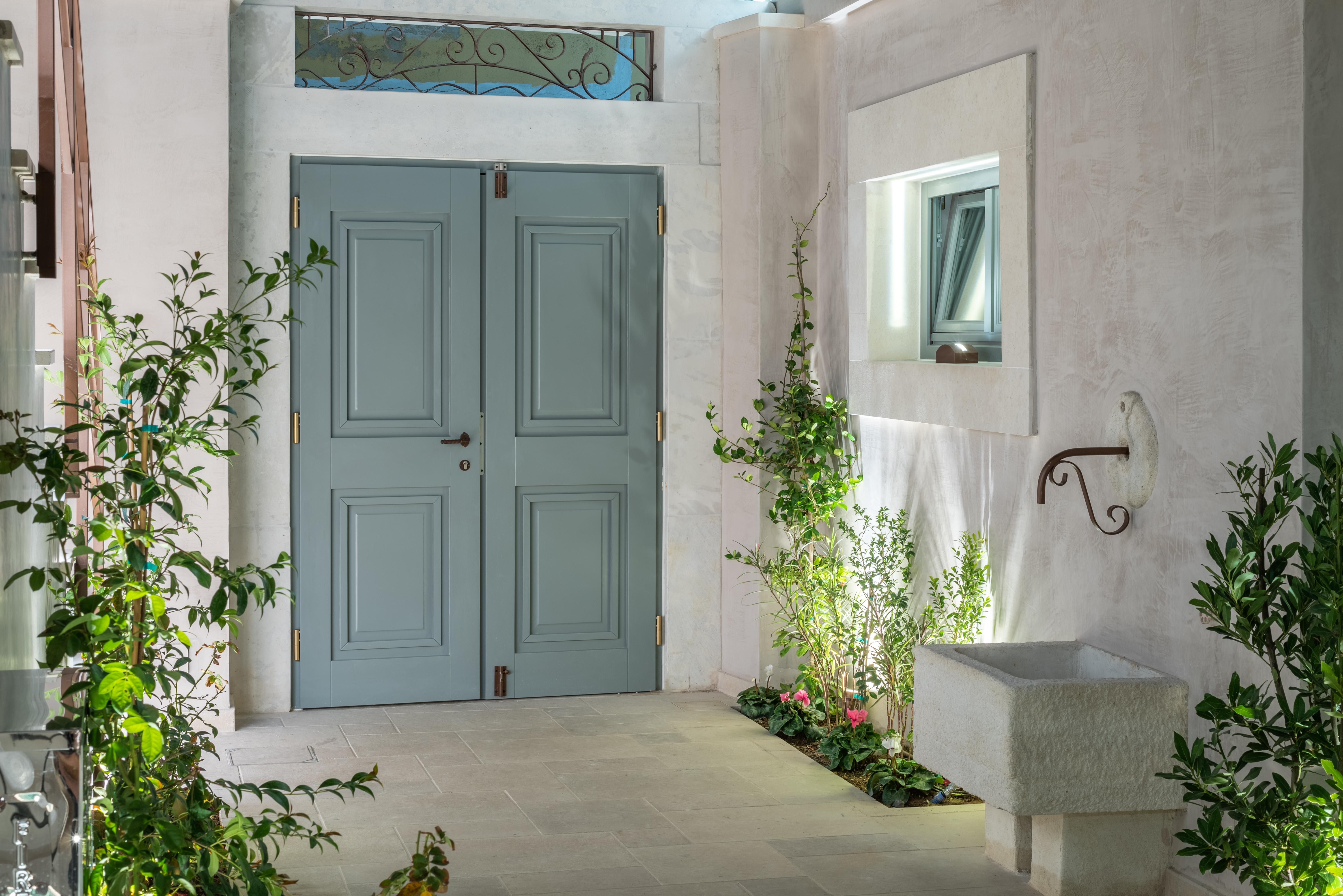 Inotropes Boutique Suites