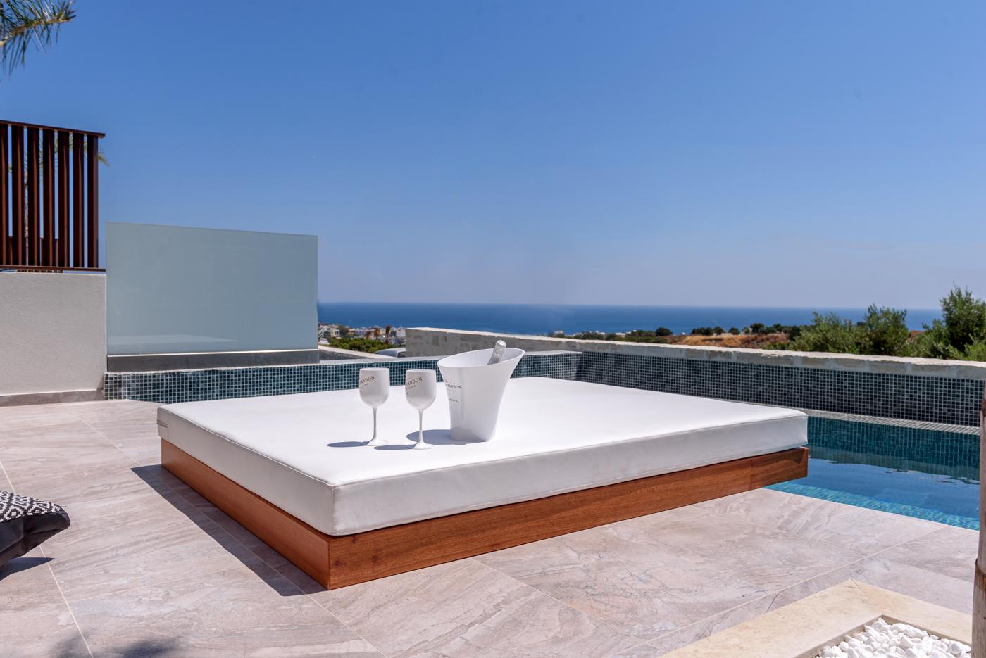 Diamond Stone Suites