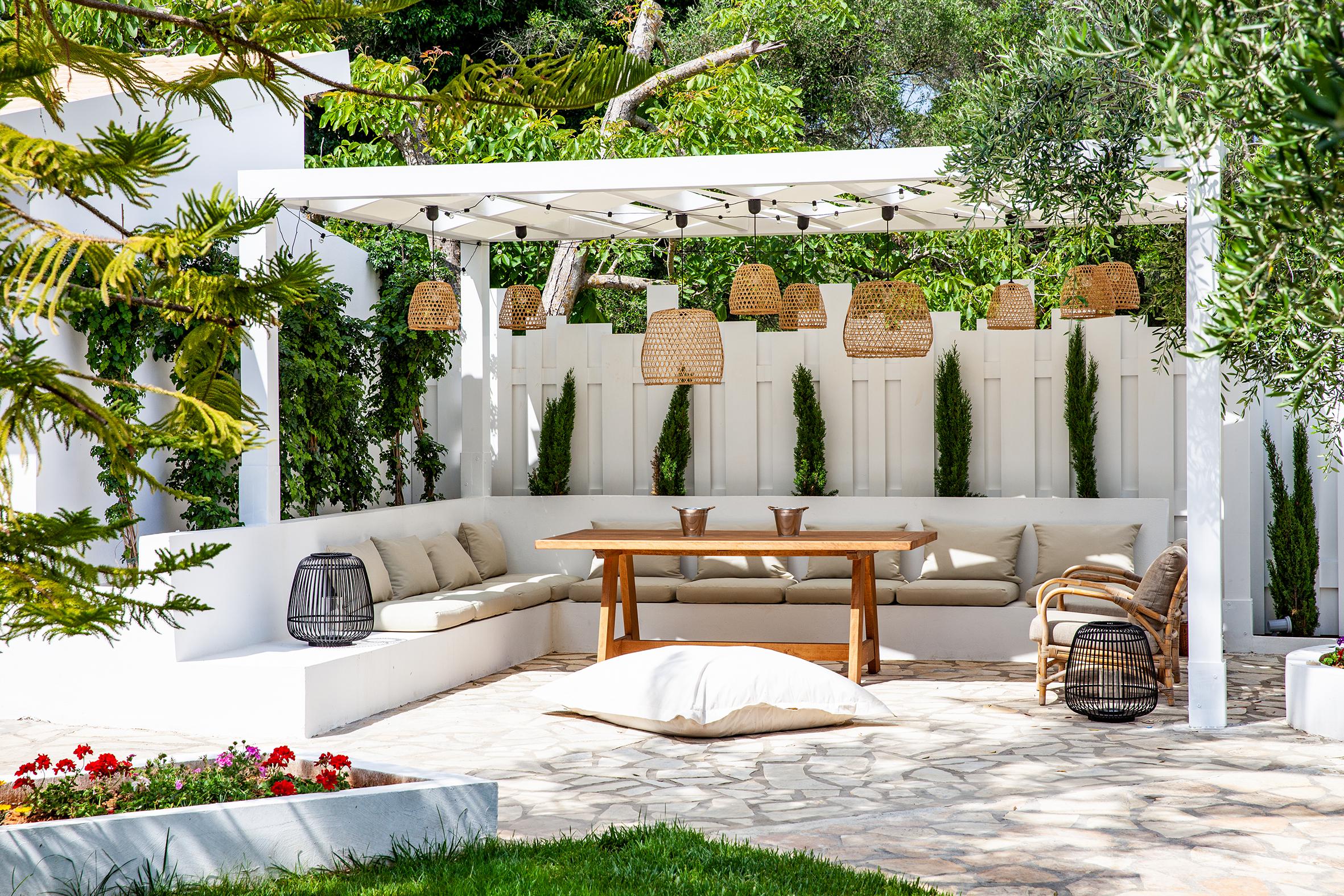 Sun 'n Chill Corfu Beach House