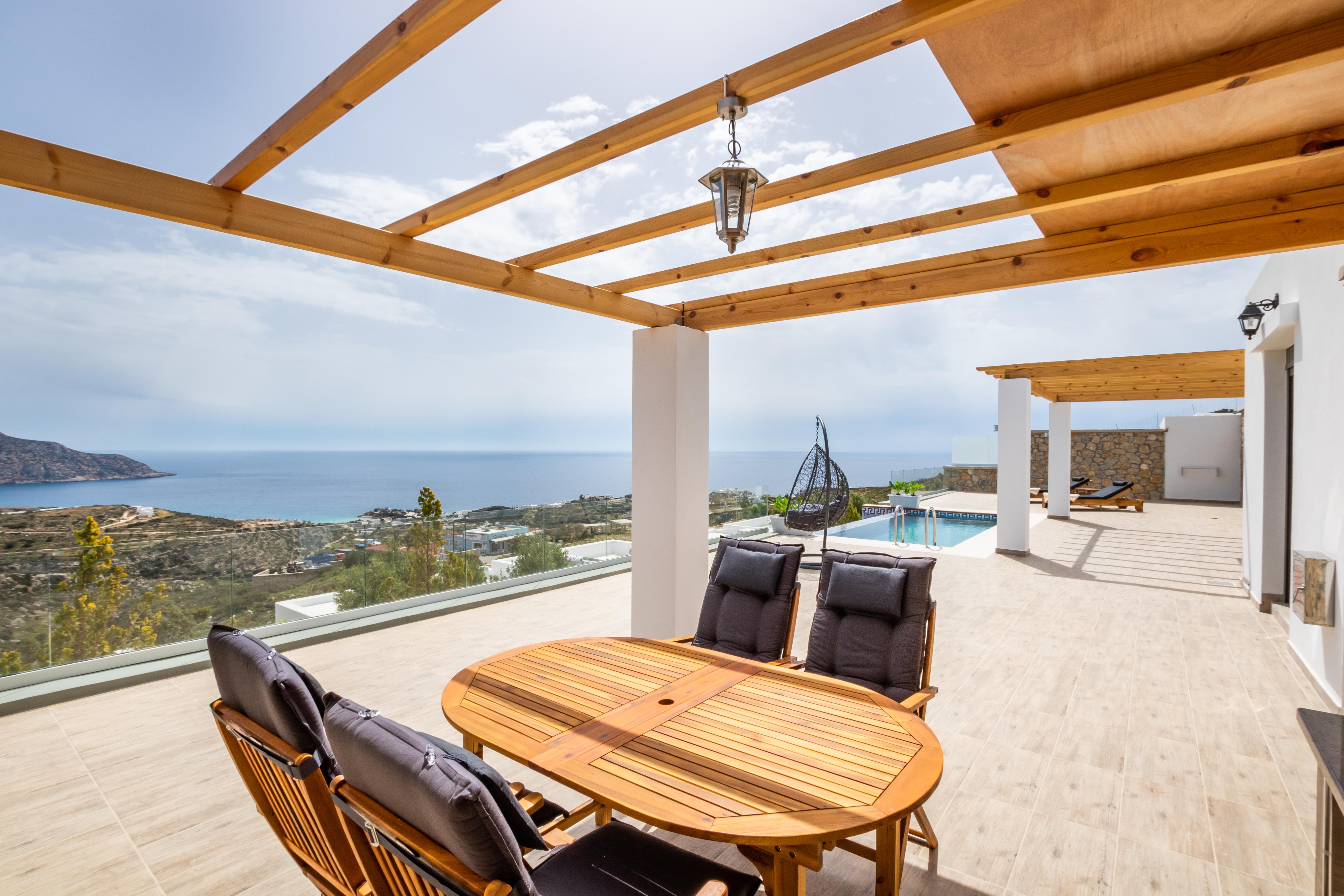 Amoopi Sea View Villas
