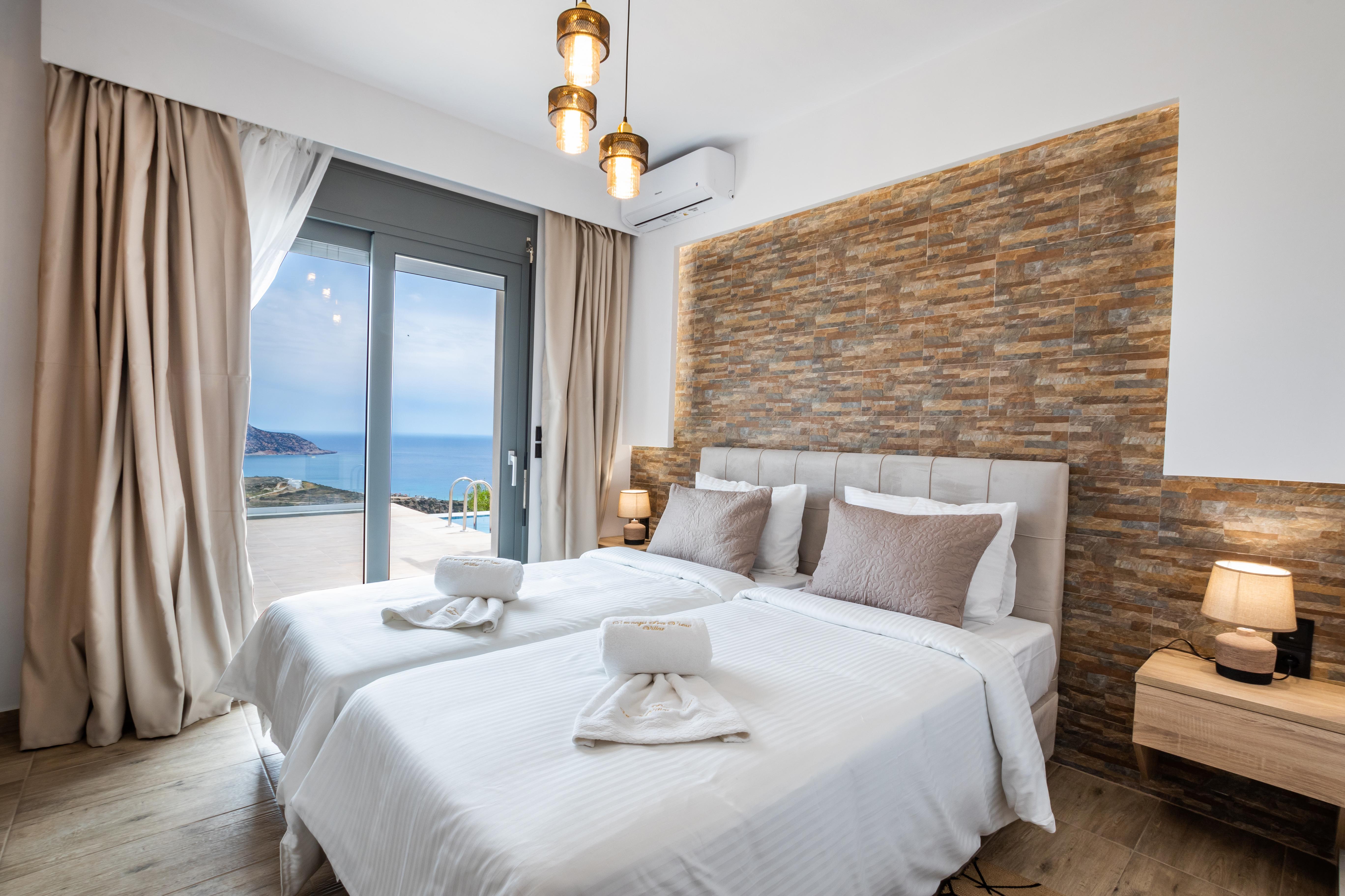 Amoopi Sea View Villas