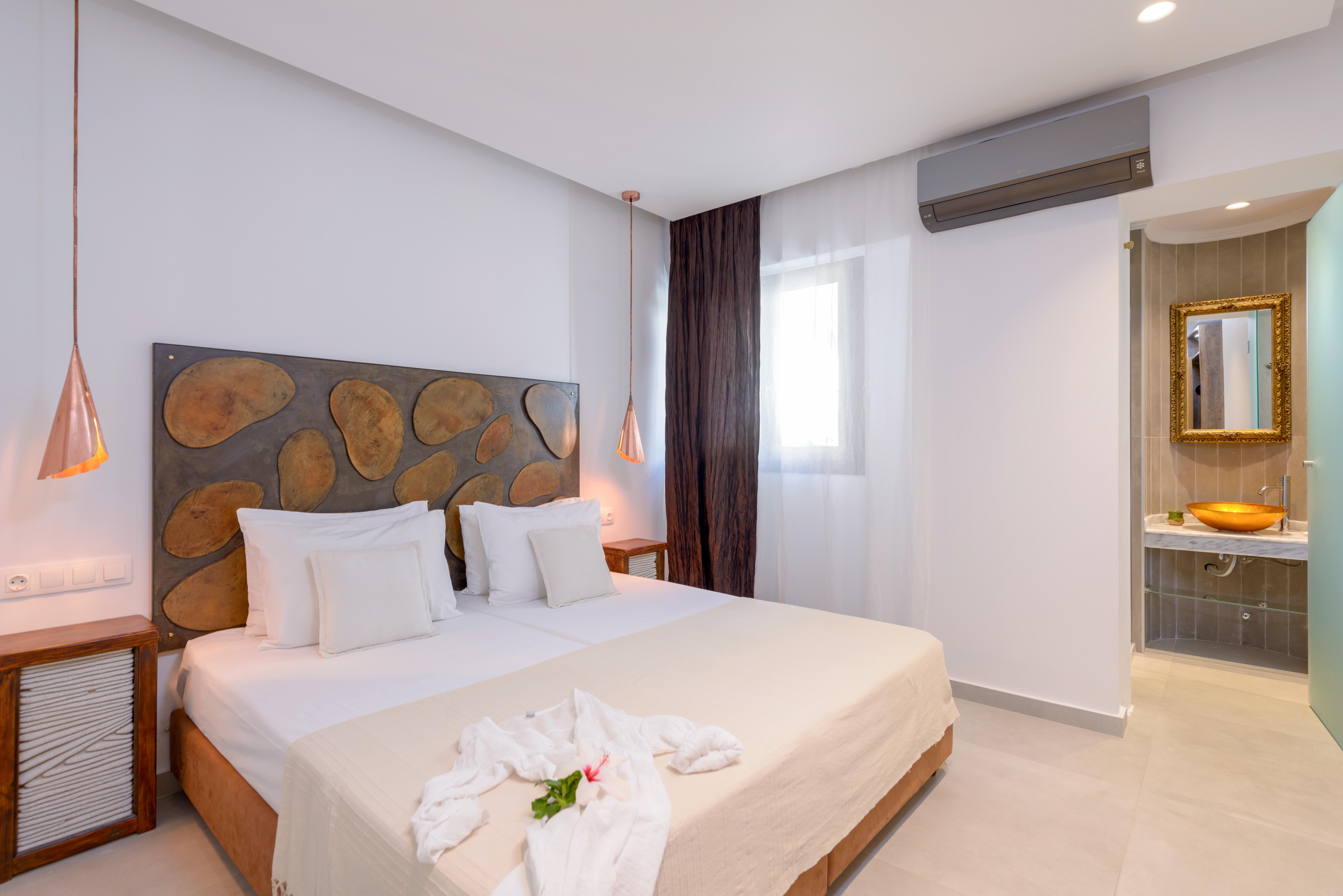 Mika Villas & Suites