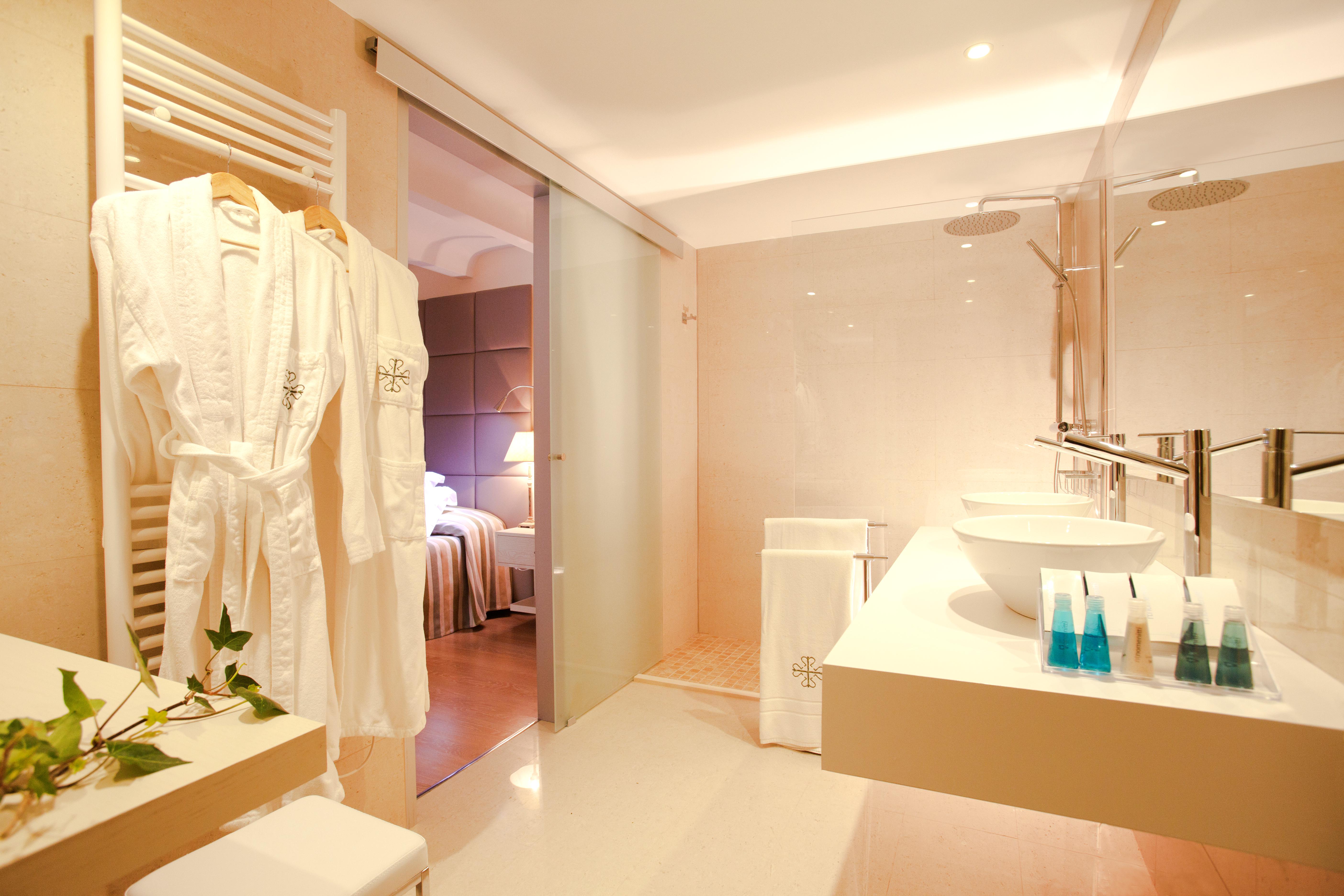 L'Hermitage Hotel & Spa