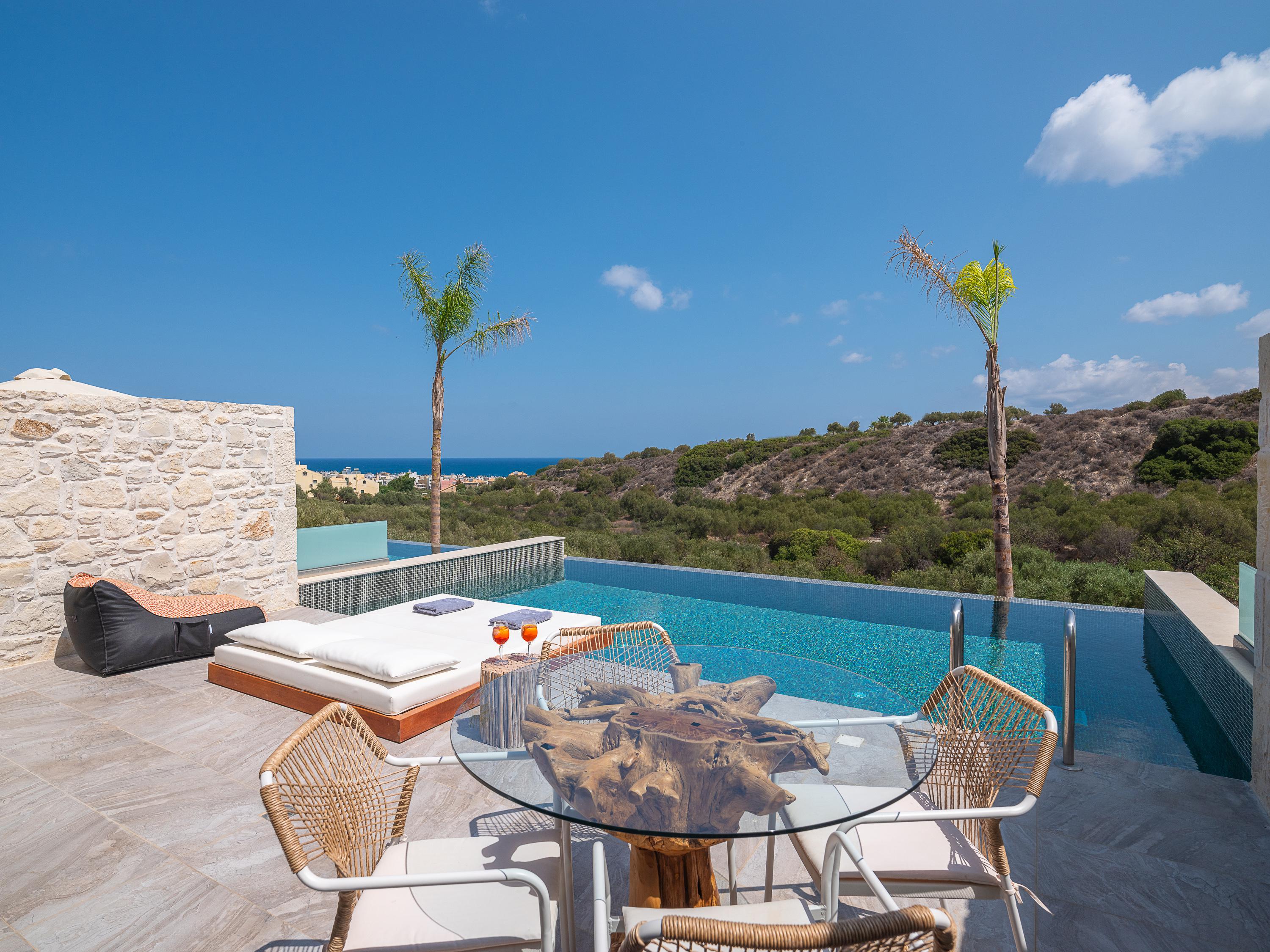 Diamond Stone Suites