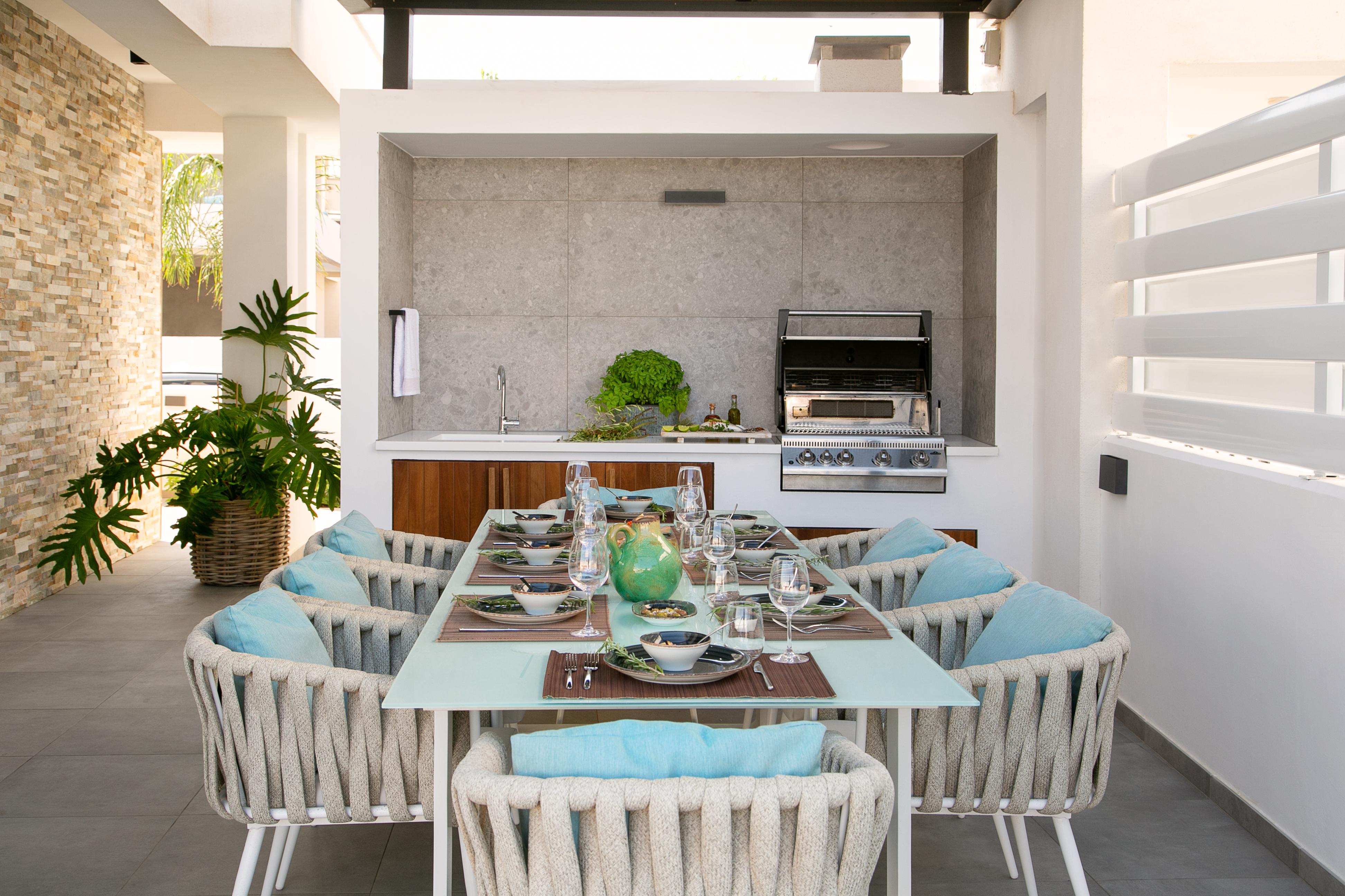 Chris Le Mare Gold Luxury Villa