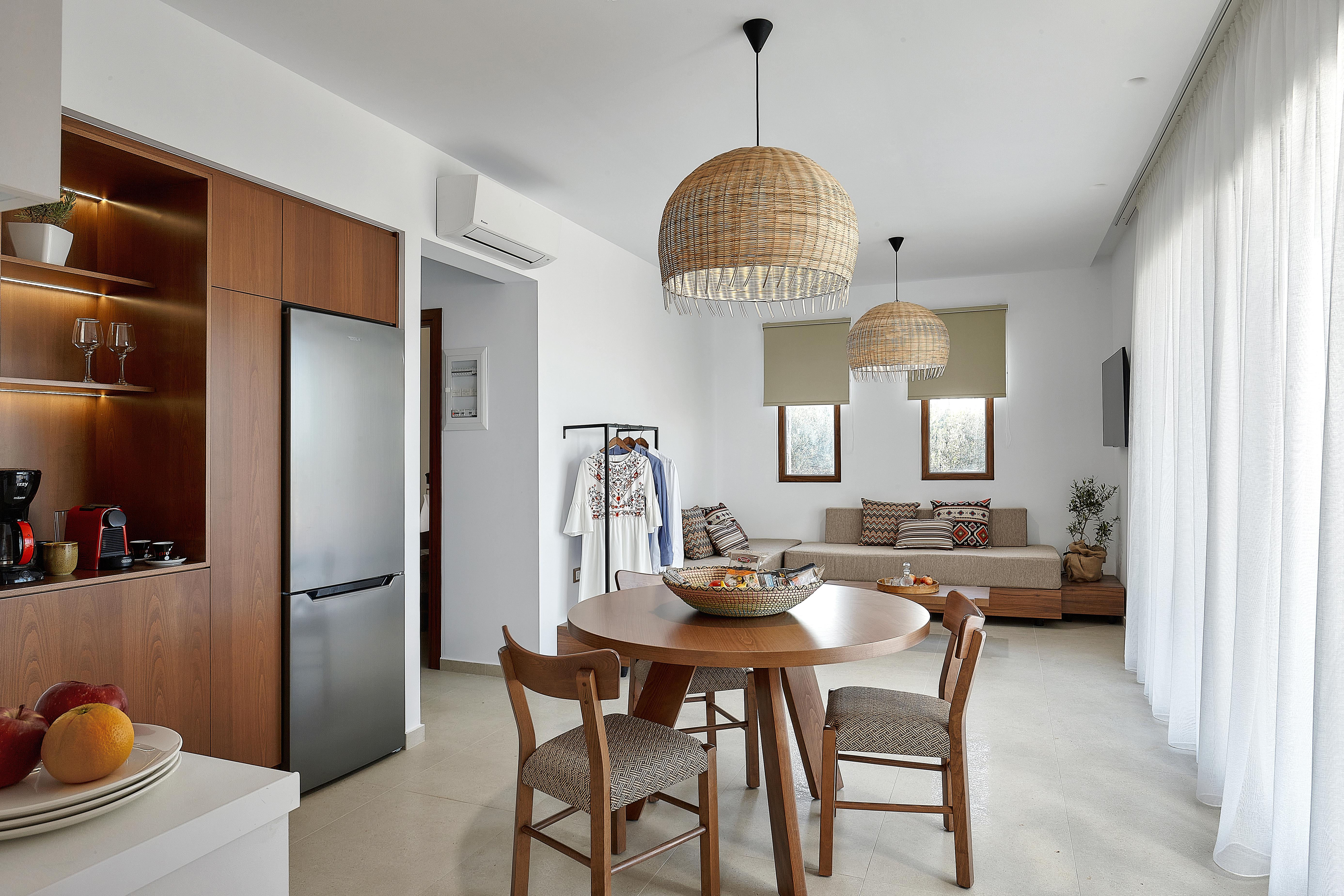 Volta Suites & Villas