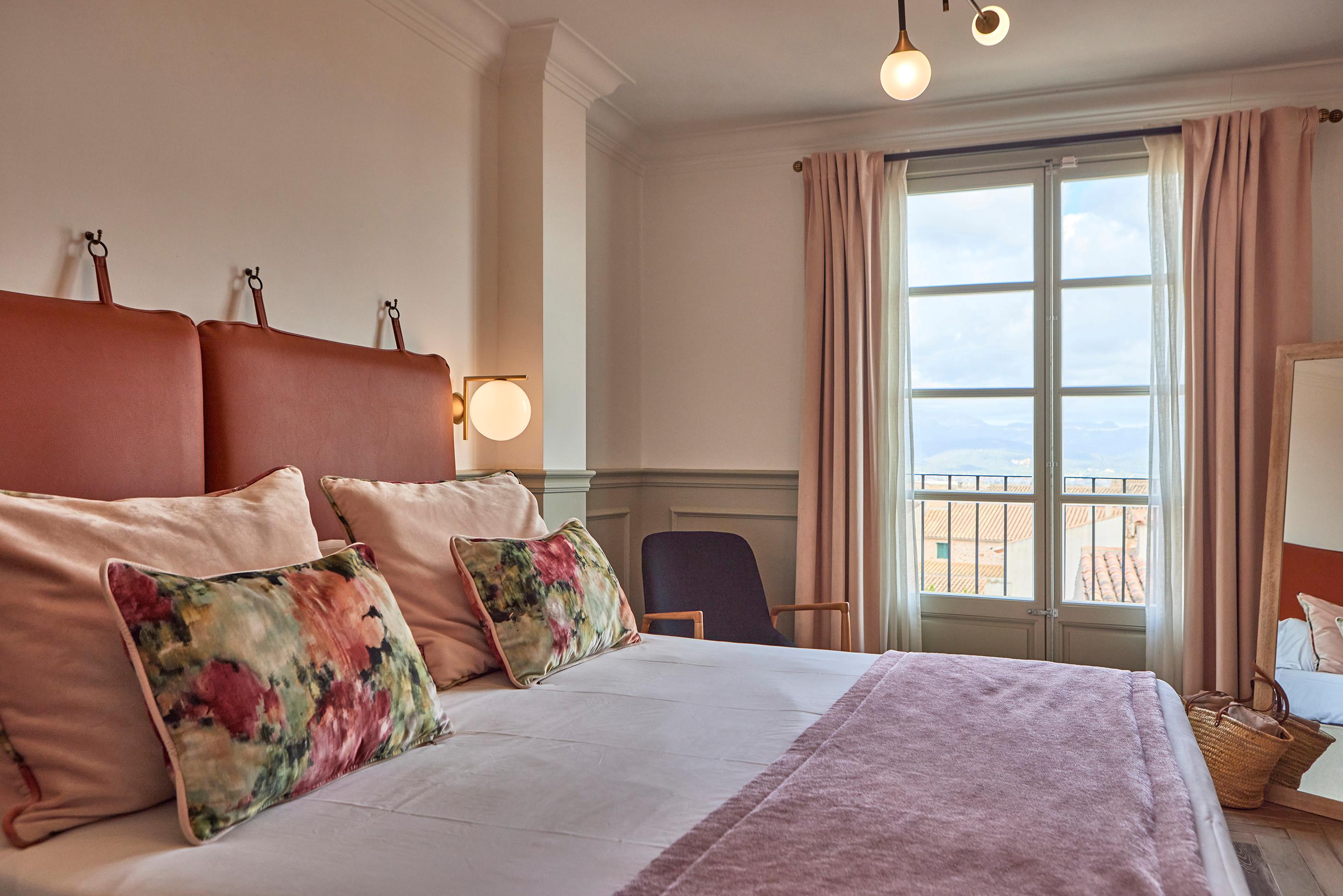 Can Ribera by Zafiro