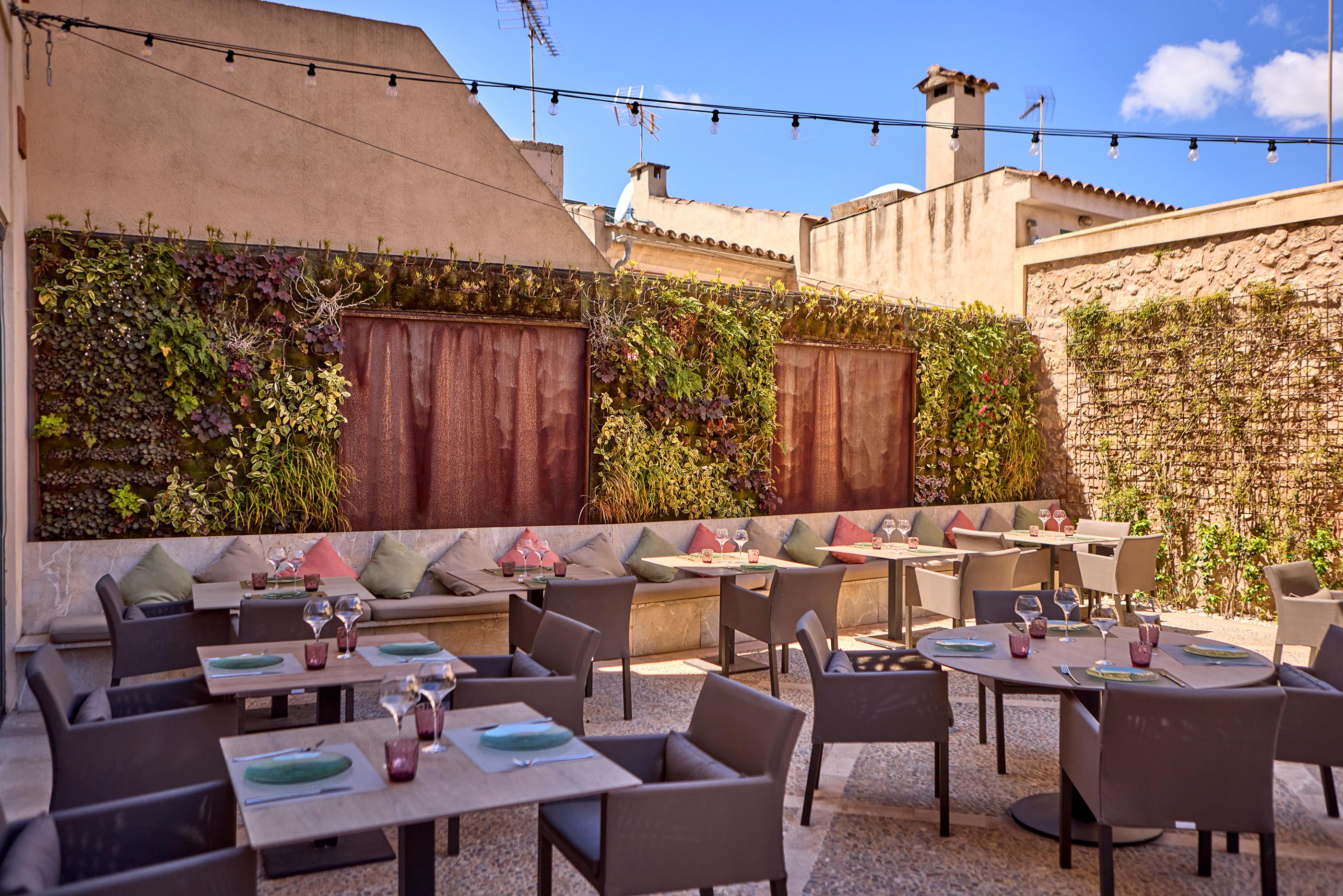 Can Ribera by Zafiro