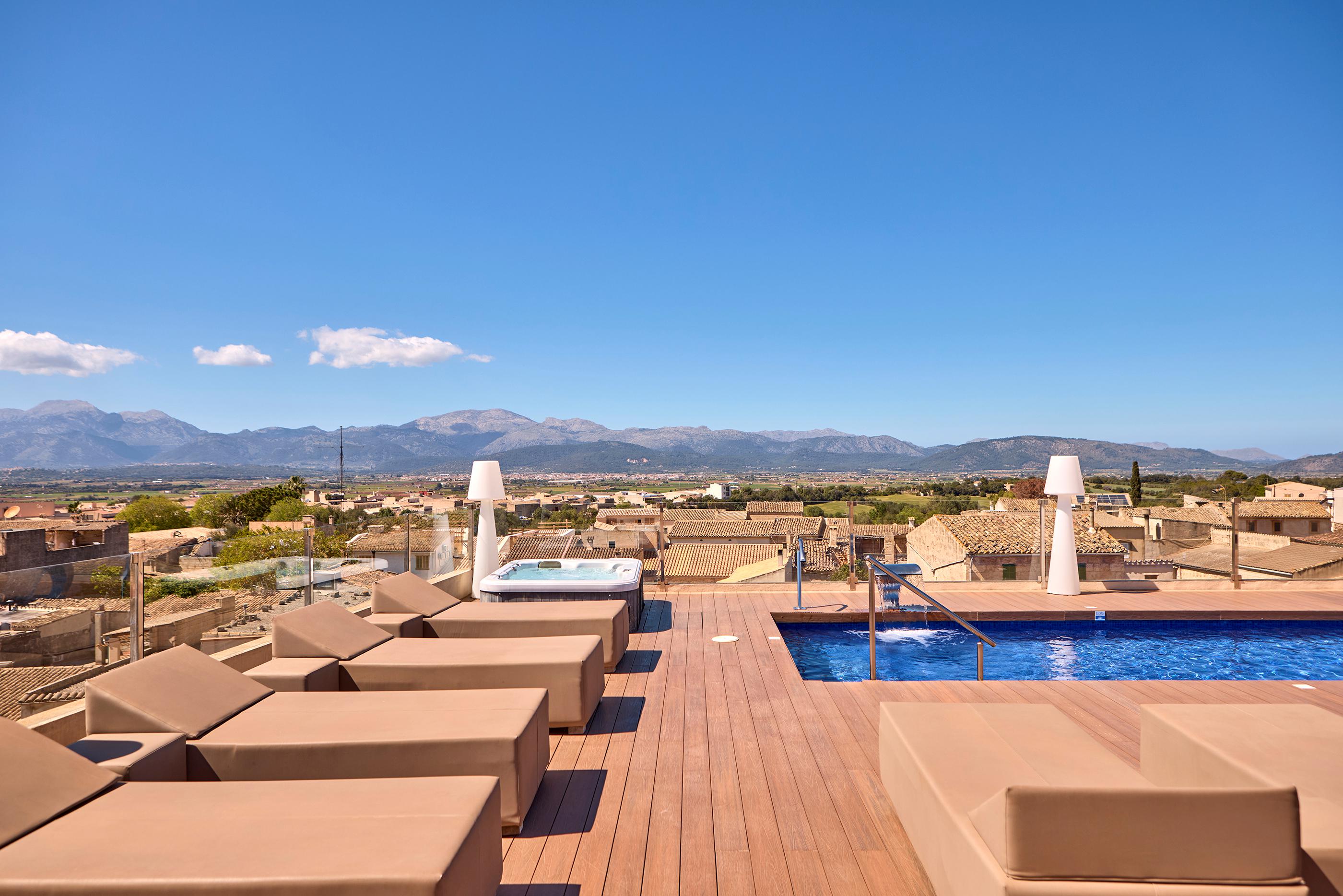 Can Ribera by Zafiro