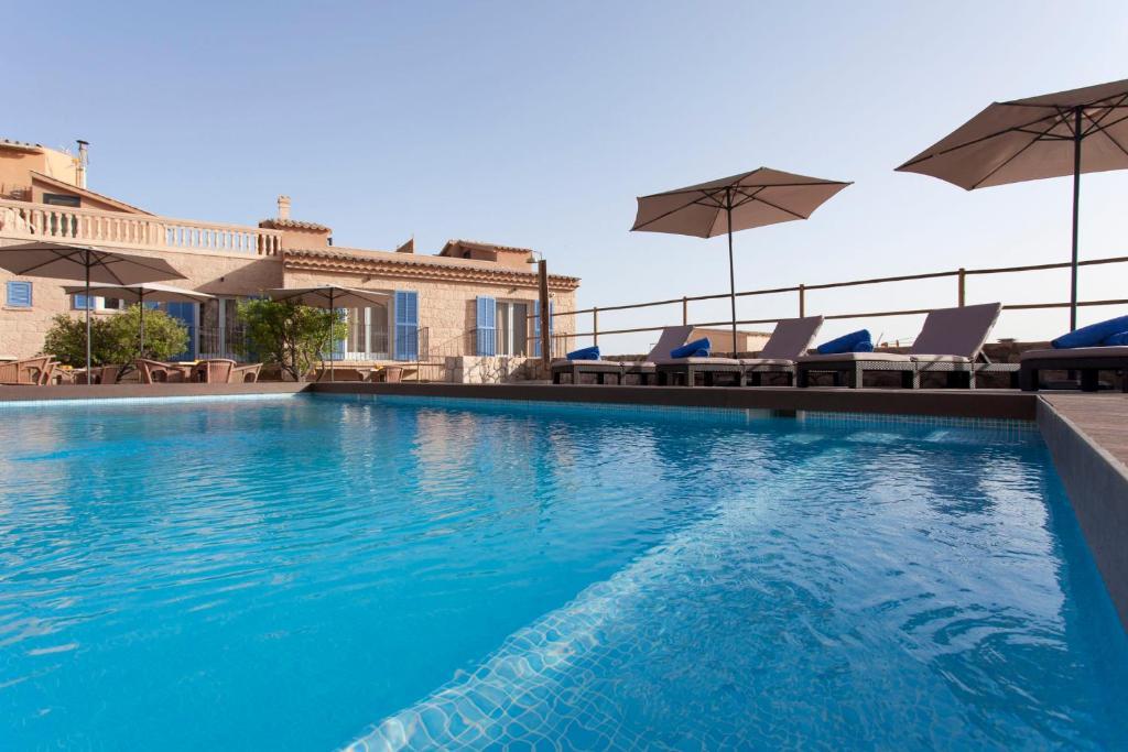 Es Corte Vell Inland Hotel