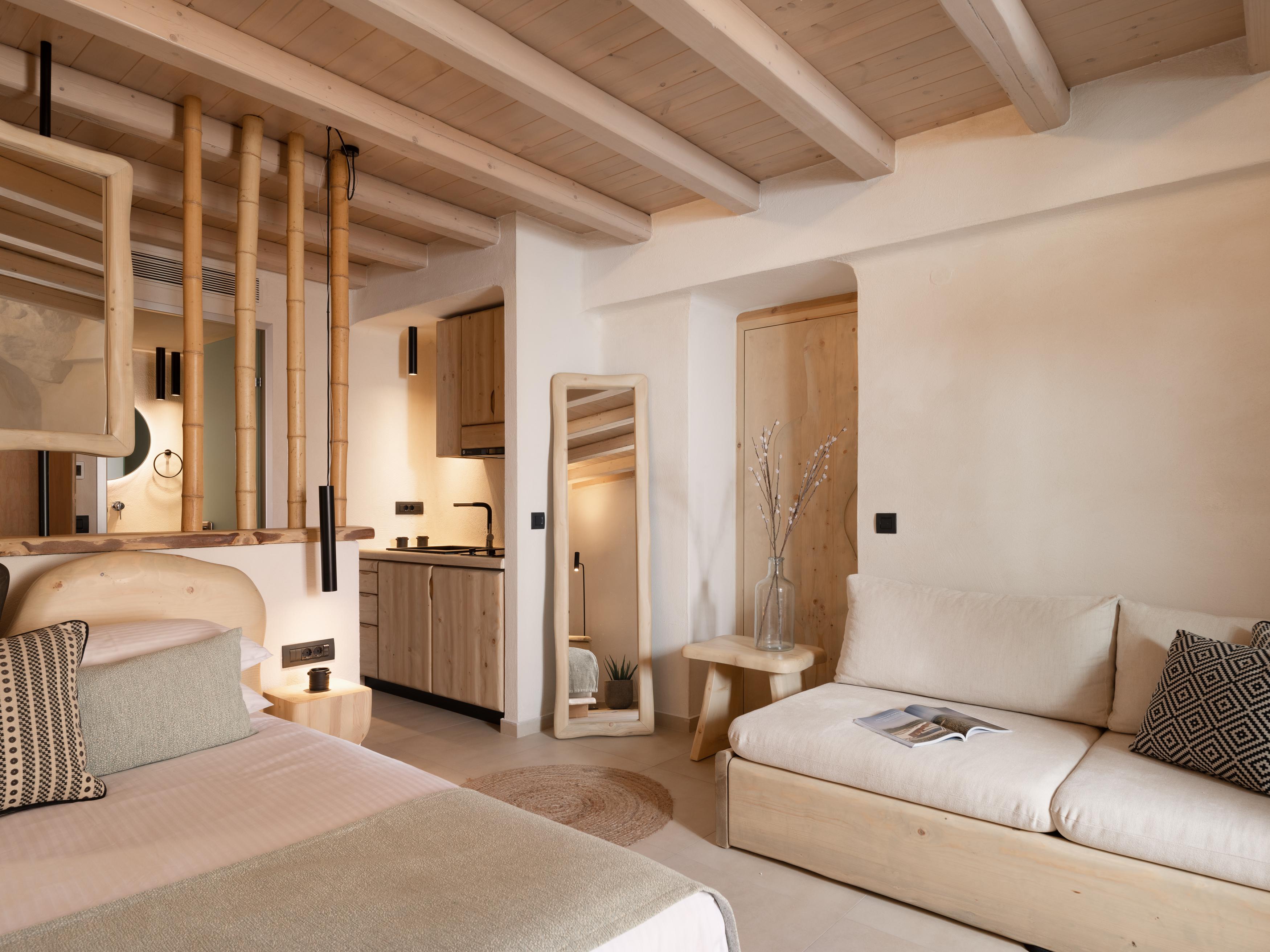 Manili Boutique Suites & Villas