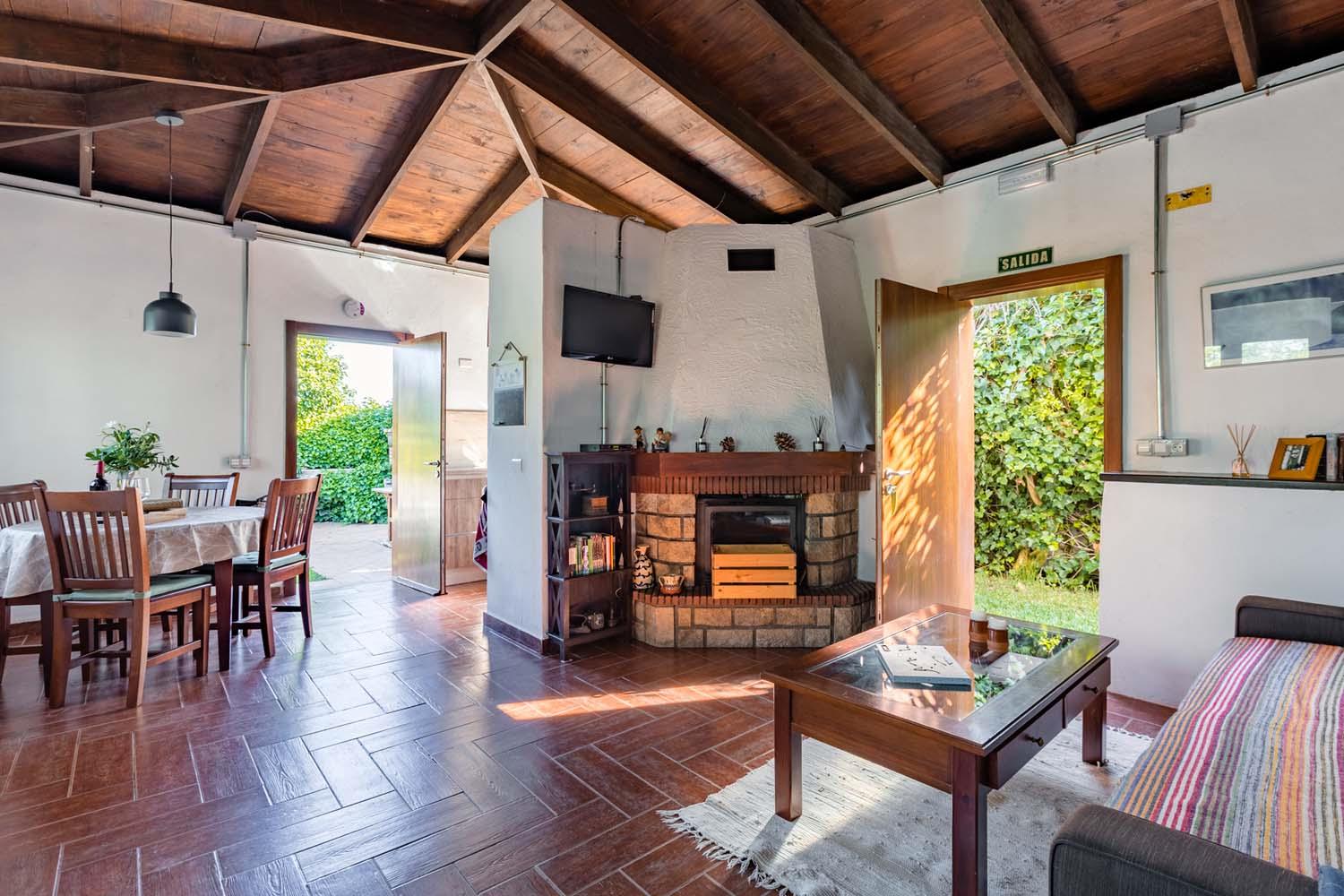 Casa Rural Doña Herminda