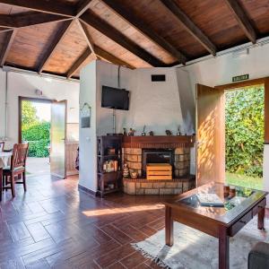 Casa Rural Doña Herminda Casa Rural Doña Herminda