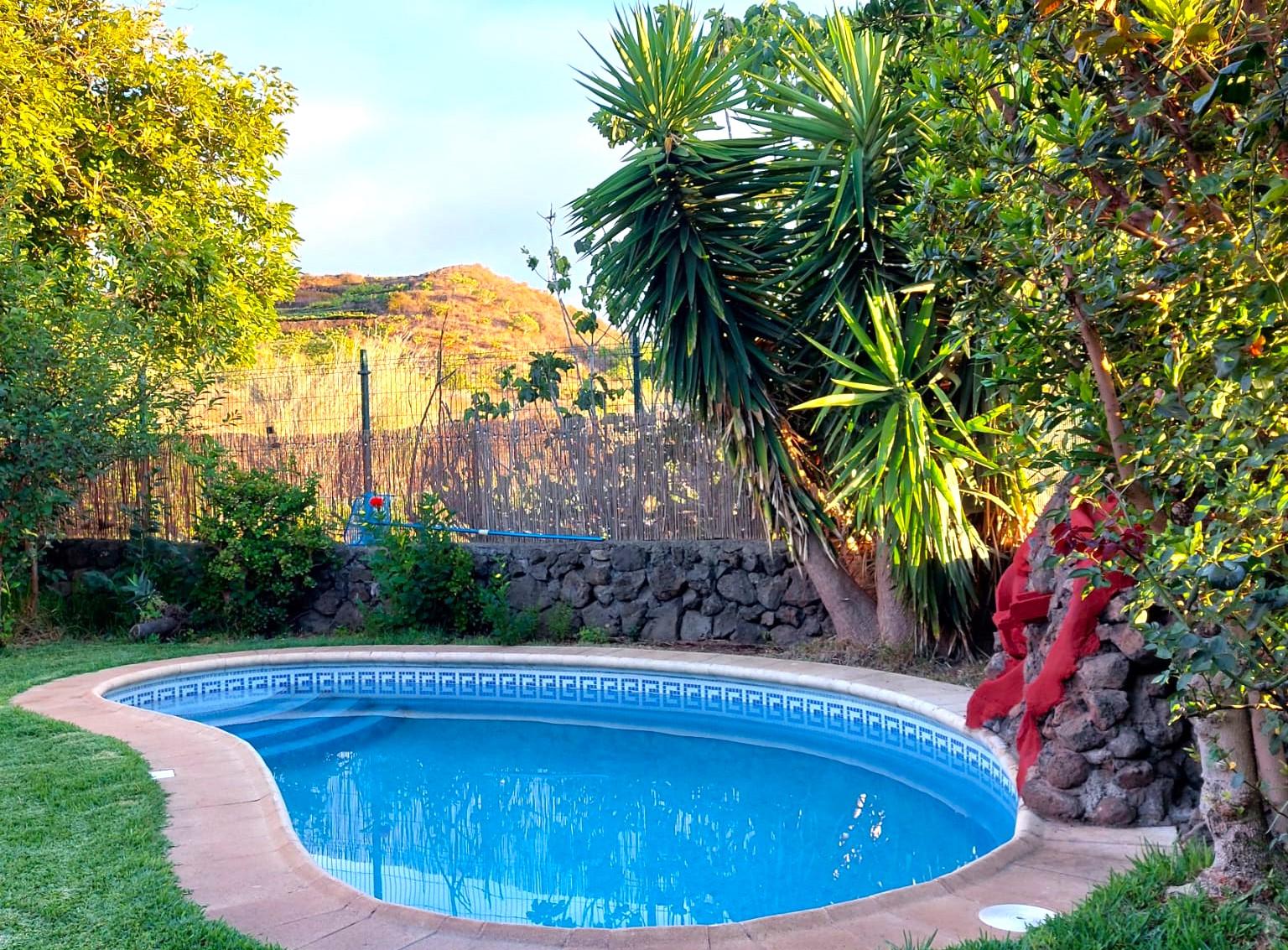 Casa Rural Doña Herminda