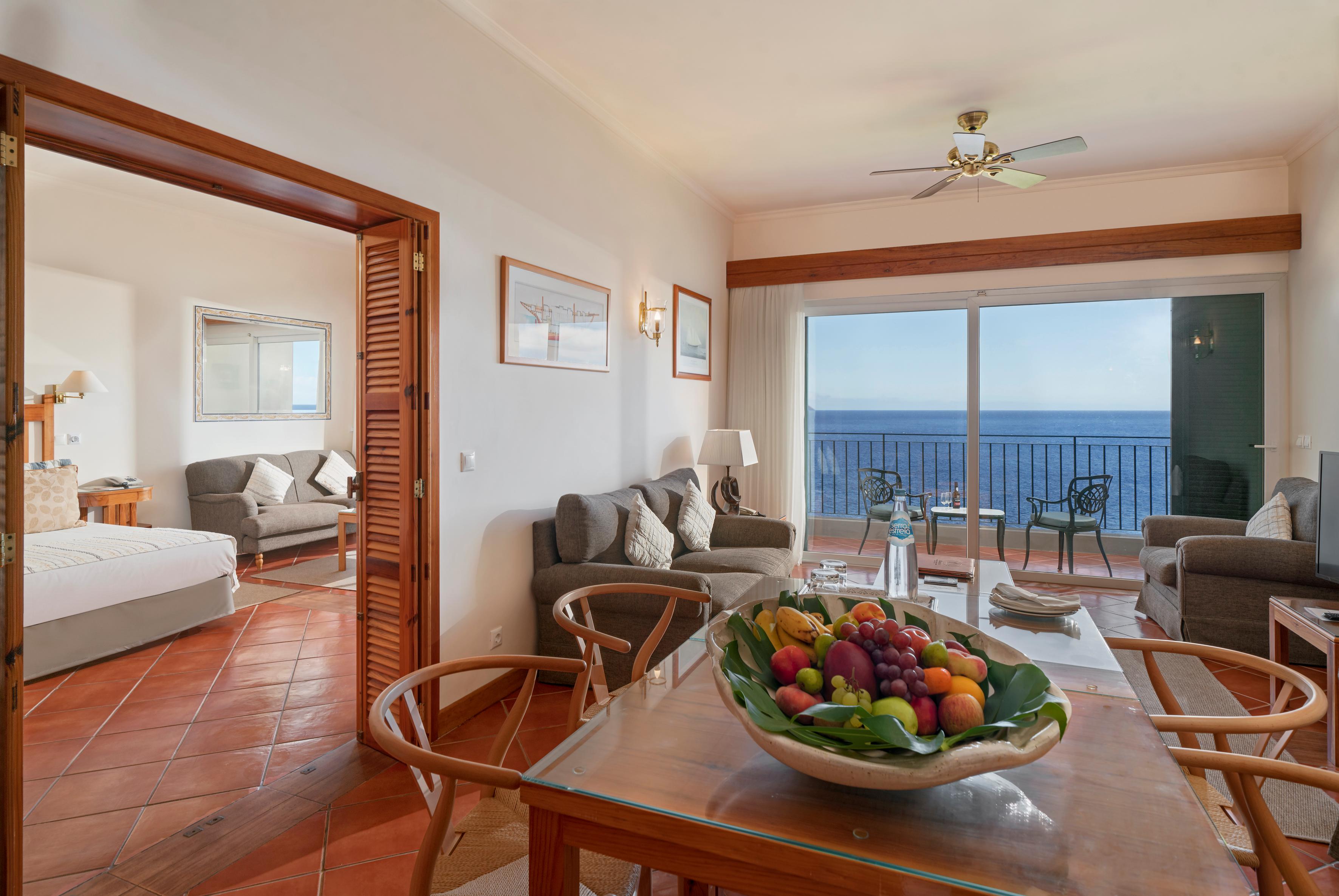 Hotel Albatroz Beach & Yacht Club